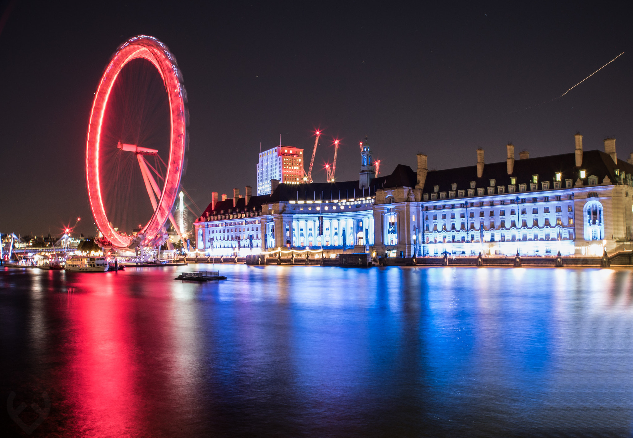 Sony a7S + Tamron 18-270mm F3.5-6.3 Di II PZD sample photo. London eye photography