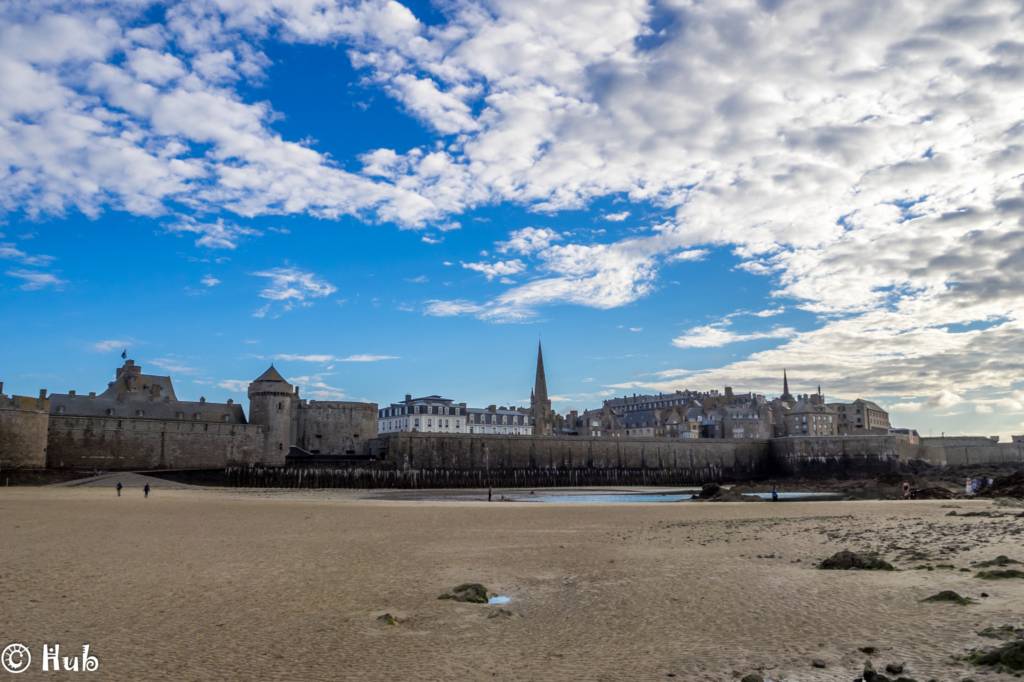 Olympus M.Zuiko Digital ED 14-42mm F3.5-5.6 EZ sample photo. St malo plage photography