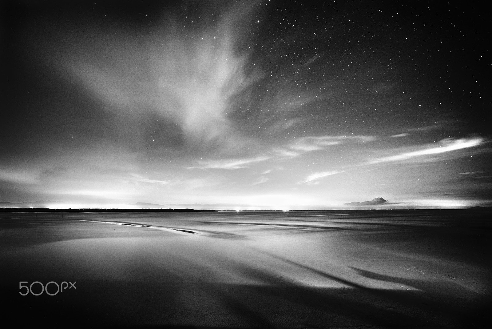 Leica Summilux-M 21mm F1.4 Asph sample photo. Night sea photography