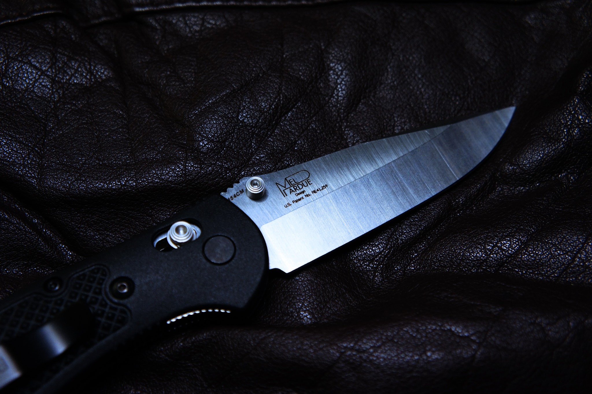 Sony Alpha NEX-3 + Sony E 18-55mm F3.5-5.6 OSS sample photo. Benchmade photography