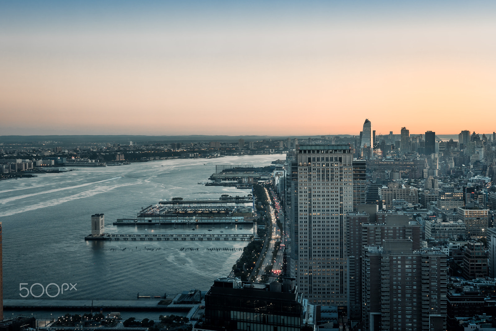Sony ILCA-77M2 + Sigma 18-35mm F1.8 DC HSM Art sample photo. Sunrise above hudson photography