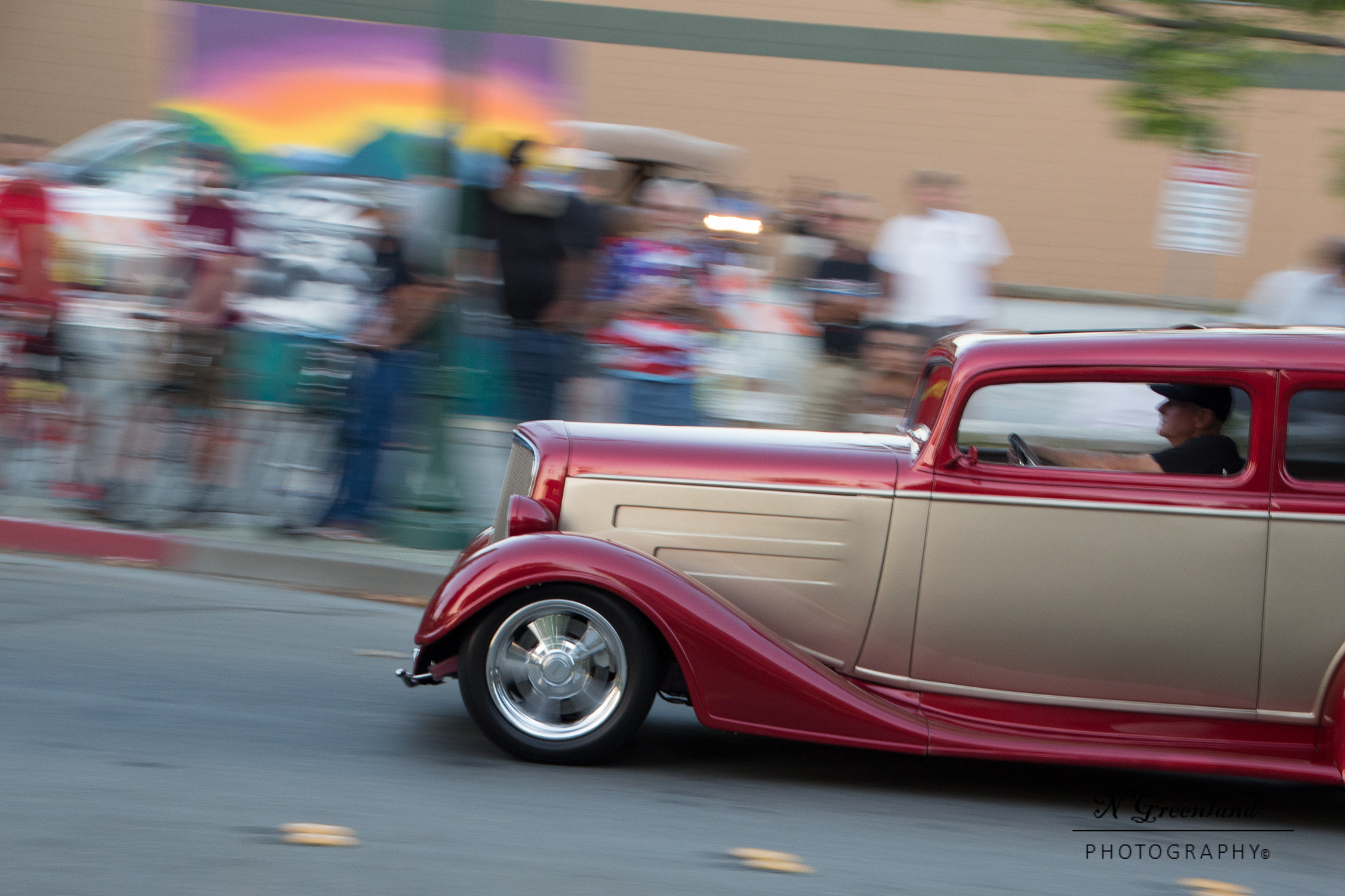 Canon EOS 100D (EOS Rebel SL1 / EOS Kiss X7) sample photo. Car show photography