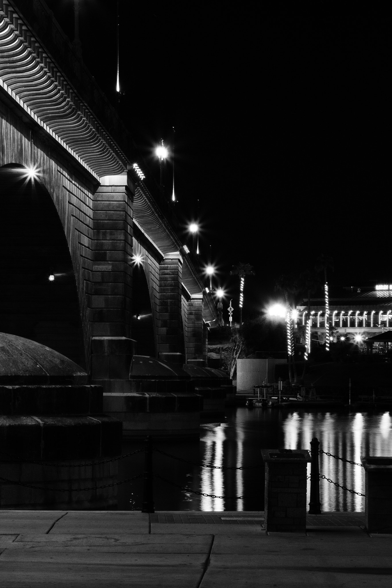 Canon EOS 7D + Canon EF 28-80mm f/3.5-5.6 sample photo. London bridge photography