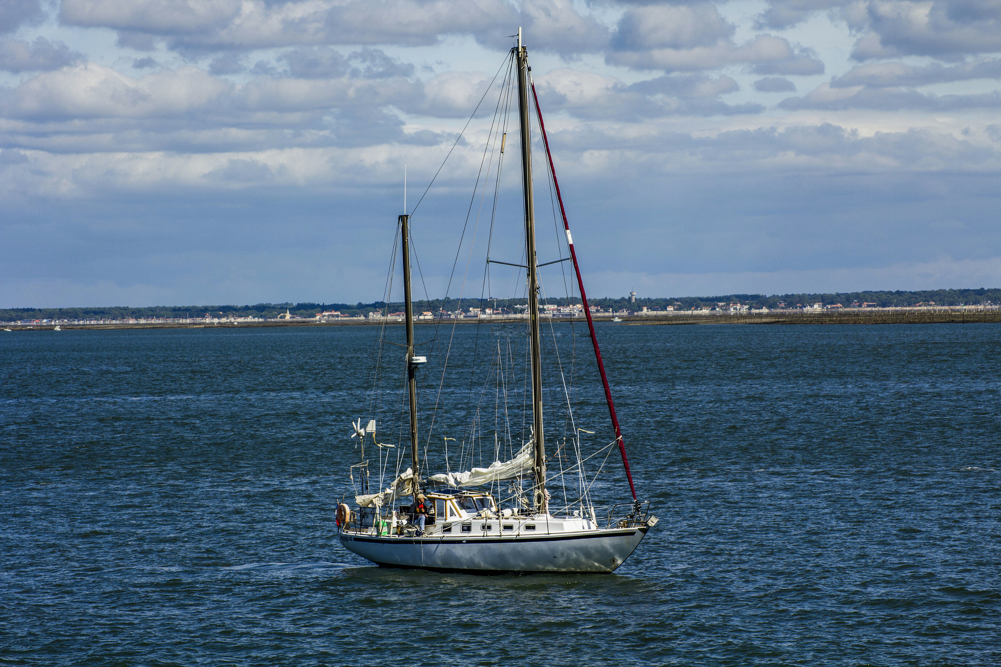 Sigma 55-200mm f/4-5.6 DC sample photo. Boat photography