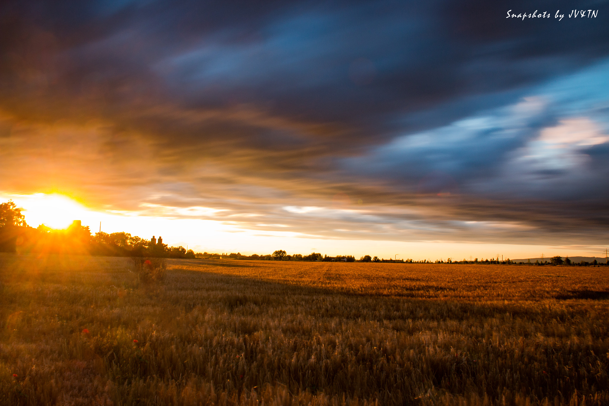 Canon EOS 70D + Tamron AF 18-270mm F3.5-6.3 Di II VC LD Aspherical (IF) MACRO sample photo. Beautiful sunset after the rain photography