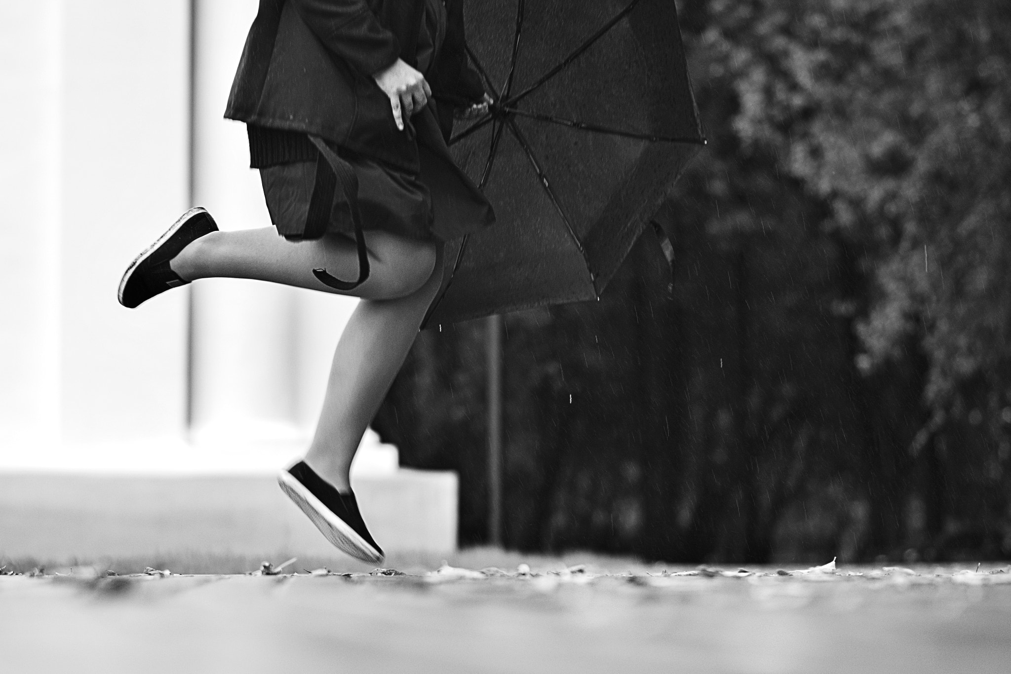 Nikon D3300 + Nikon AF-S Nikkor 85mm F1.8G sample photo. In love with rain photography
