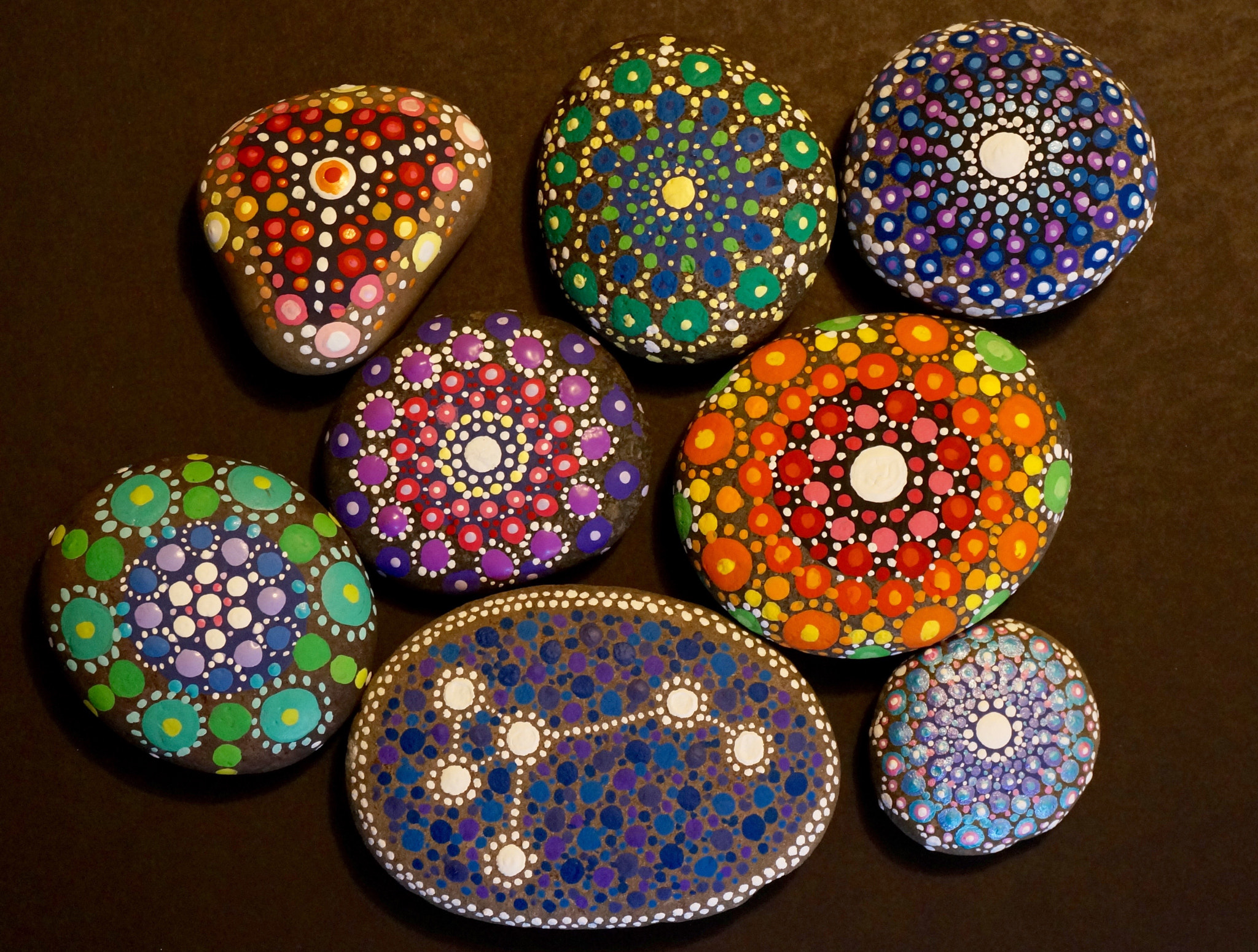 Sony Alpha NEX-5T + Sony E 18-50mm F4-5.6 sample photo. Stone mandalas photography
