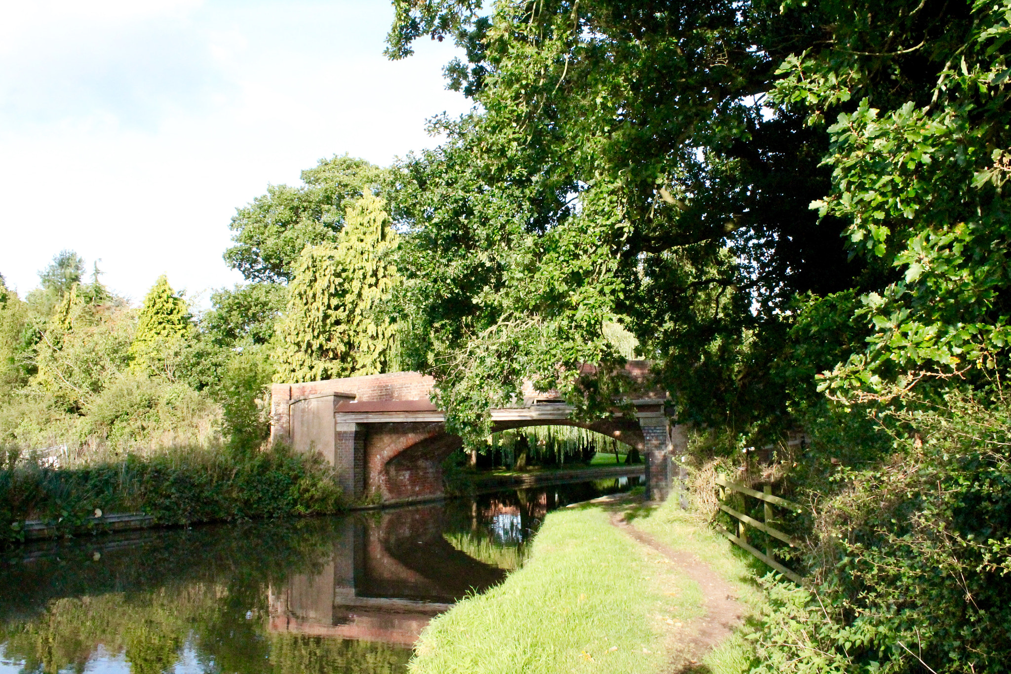Canon EF-S 18-55mm F3.5-5.6 III sample photo. View from the tow path photography