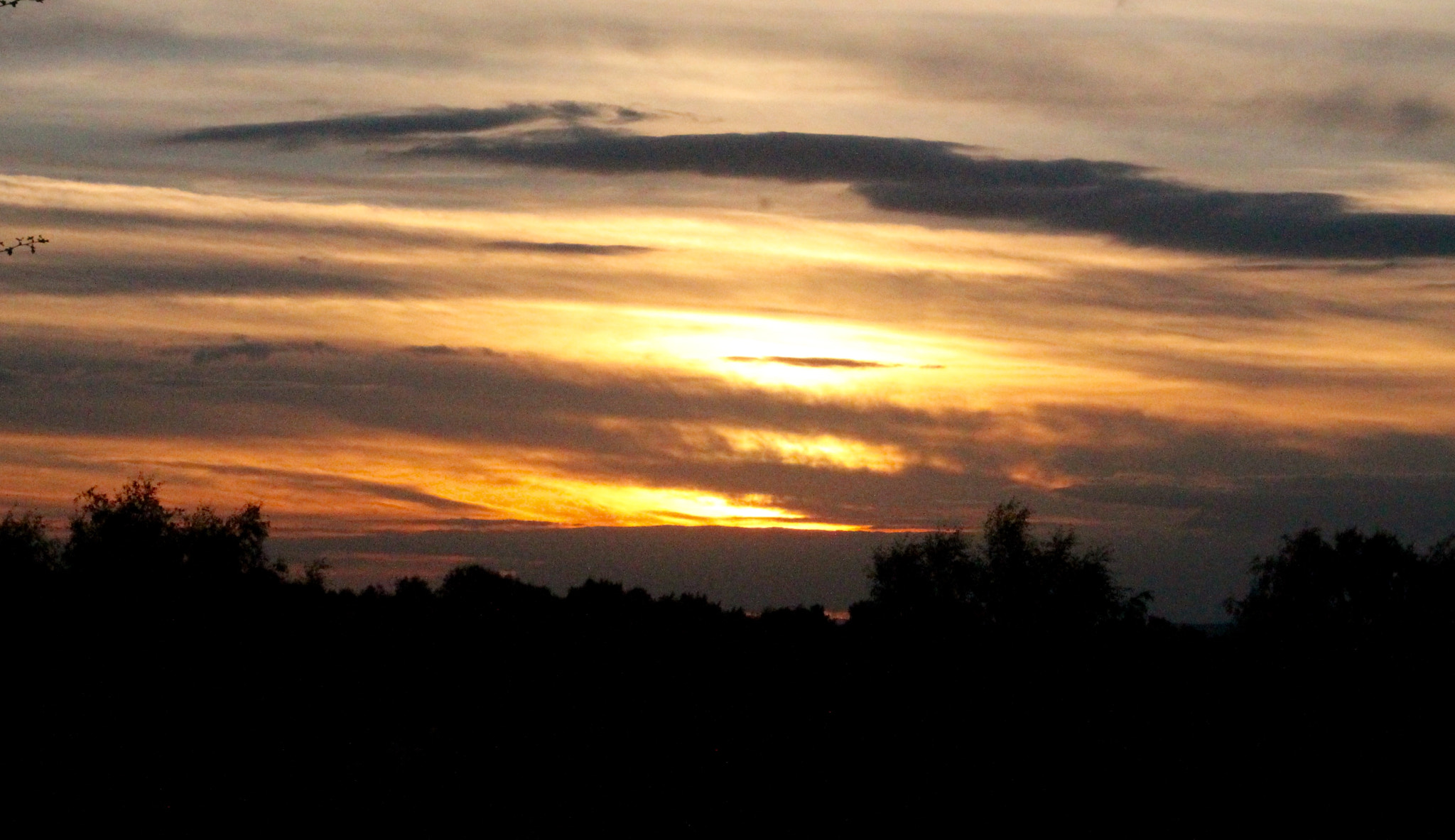 Canon EF75-300mm f/4-5.6 sample photo. Golden sunset photography
