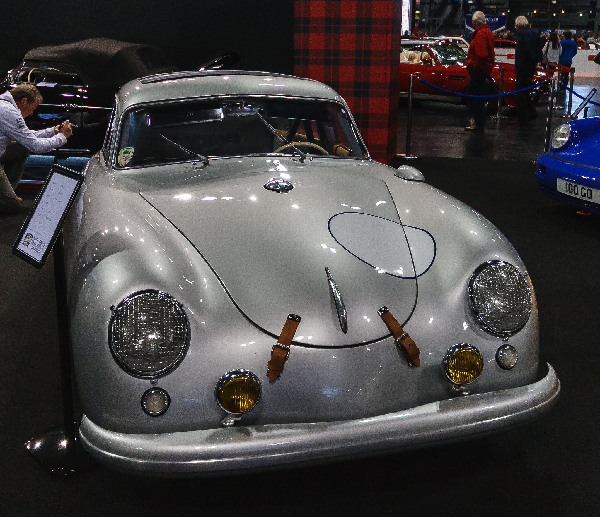 Sigma 10-20mm F4-5.6 EX DC HSM sample photo. Porsche 356.jpg photography