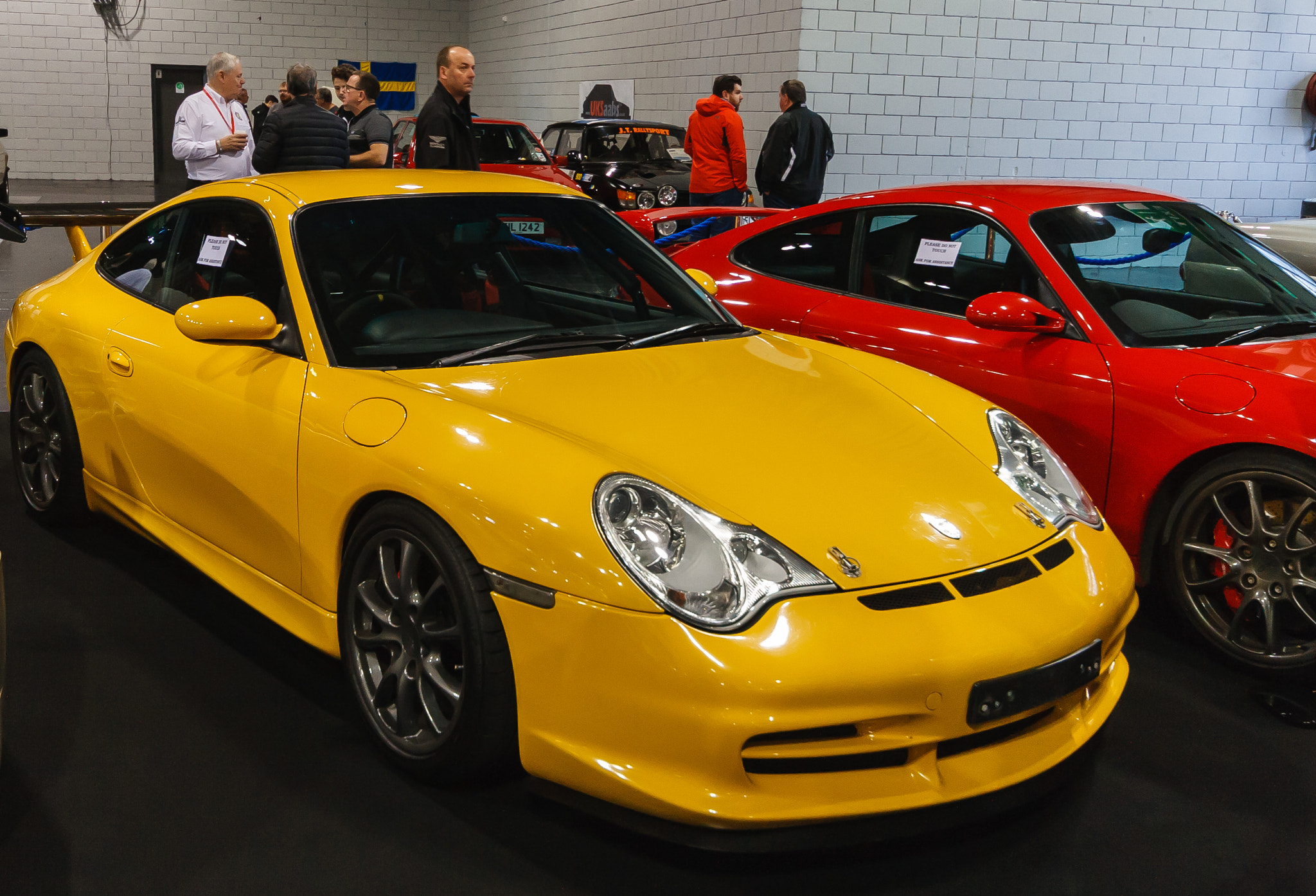 Sigma 10-20mm F4-5.6 EX DC HSM sample photo. Porsche 911 gt3.jpg photography