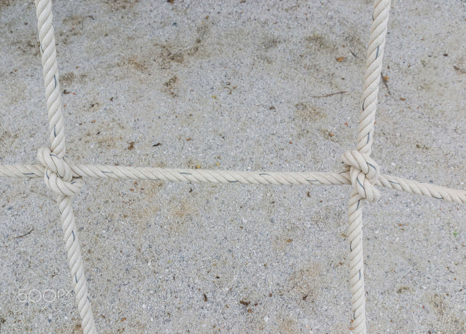 Nikon D3100 + Tamron SP AF 17-50mm F2.8 XR Di II VC LD Aspherical (IF) sample photo. Close up a rope with knot. photography