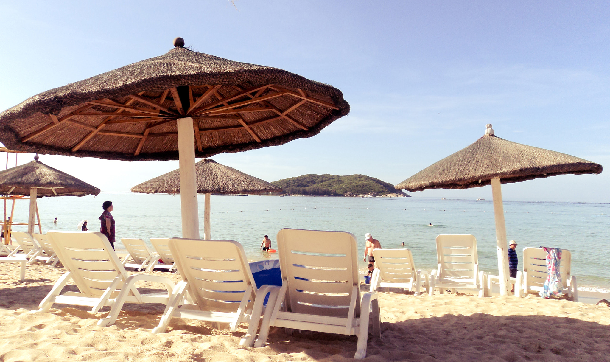 Sony Cyber-shot DSC-W310 sample photo. Life's a beach photography