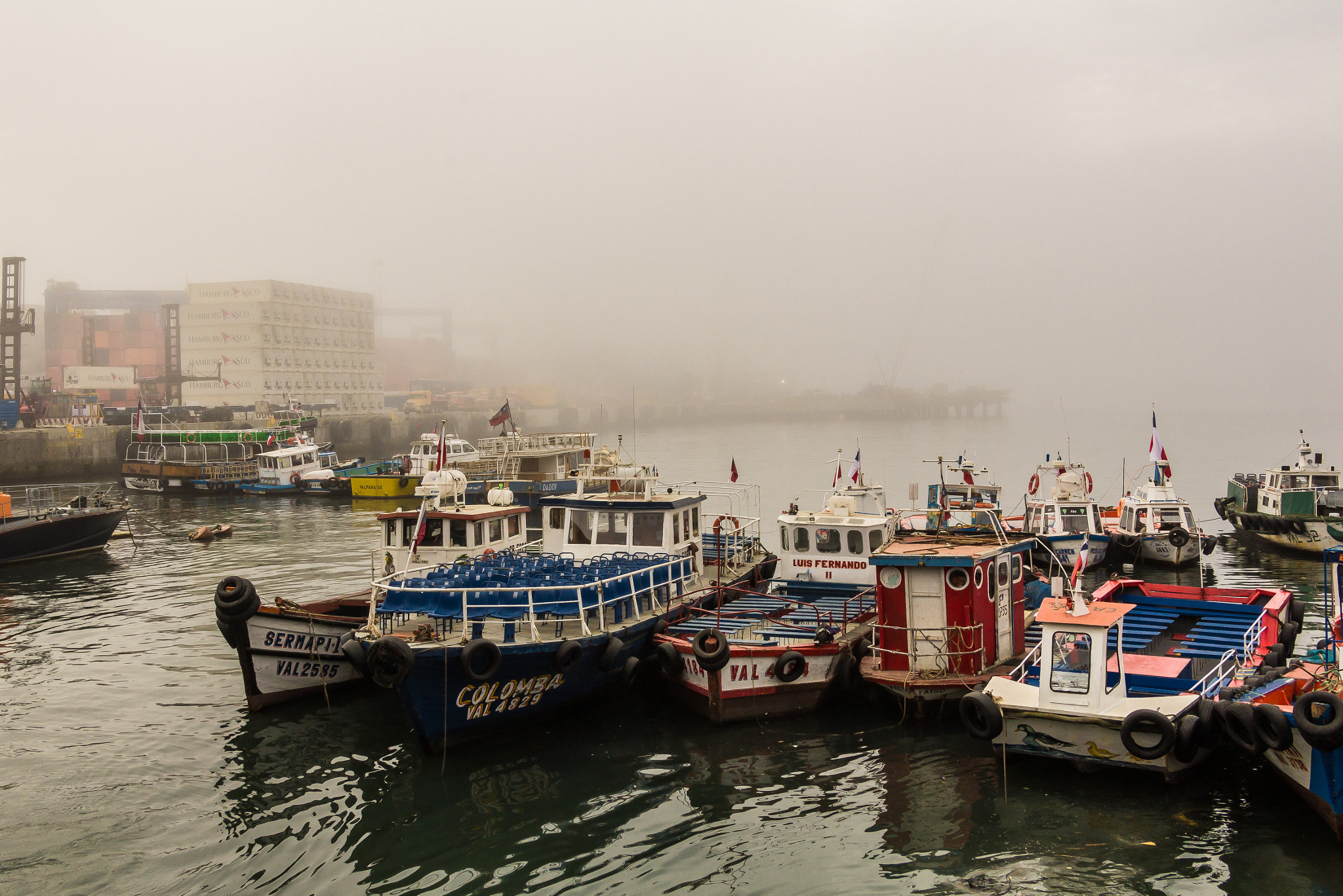 Canon EOS 1200D (EOS Rebel T5 / EOS Kiss X70 / EOS Hi) sample photo. Valparaiso photography