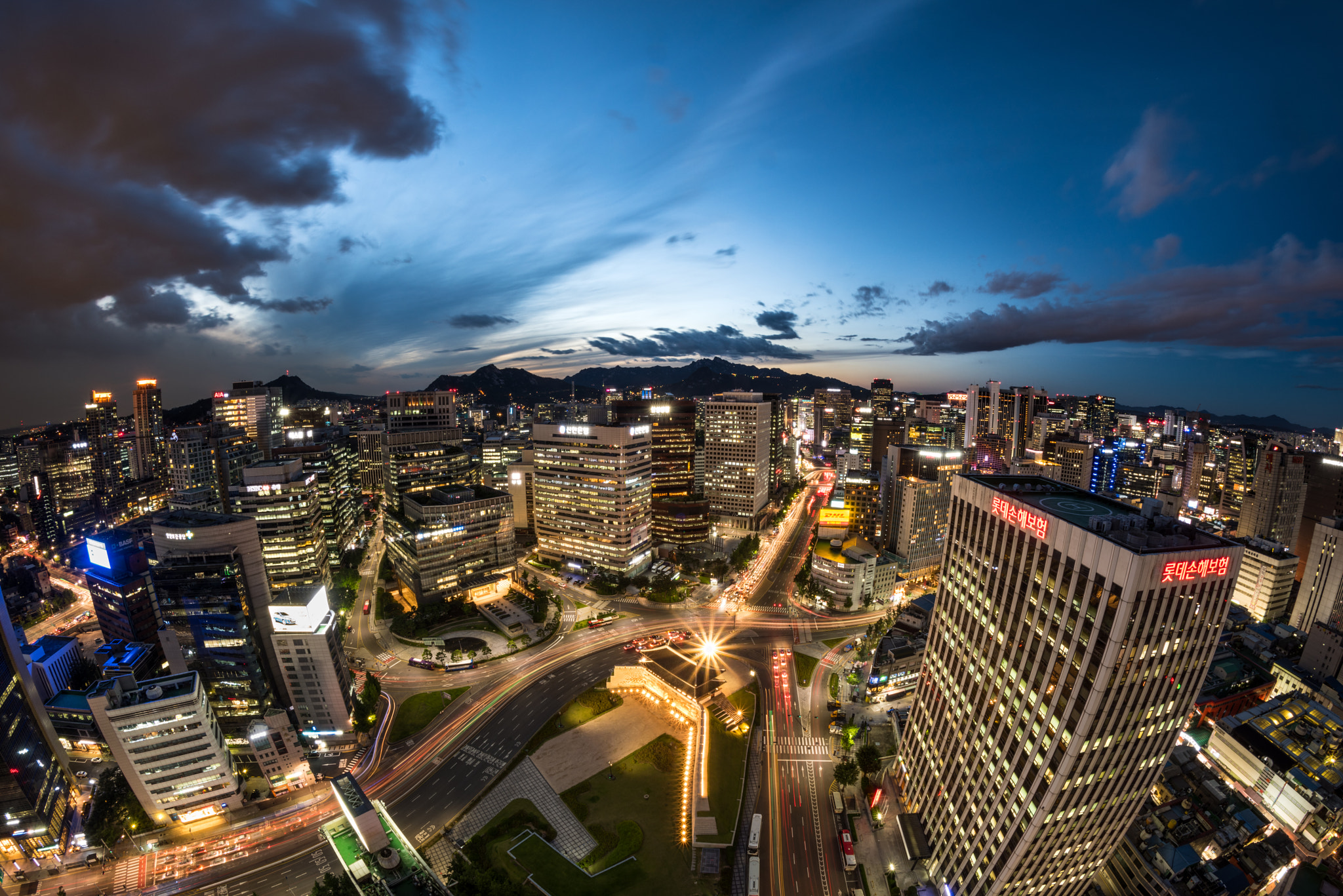 Nikon D810 + Samyang 12mm F2.8 ED AS NCS Fisheye sample photo. The past still shining in the present photography