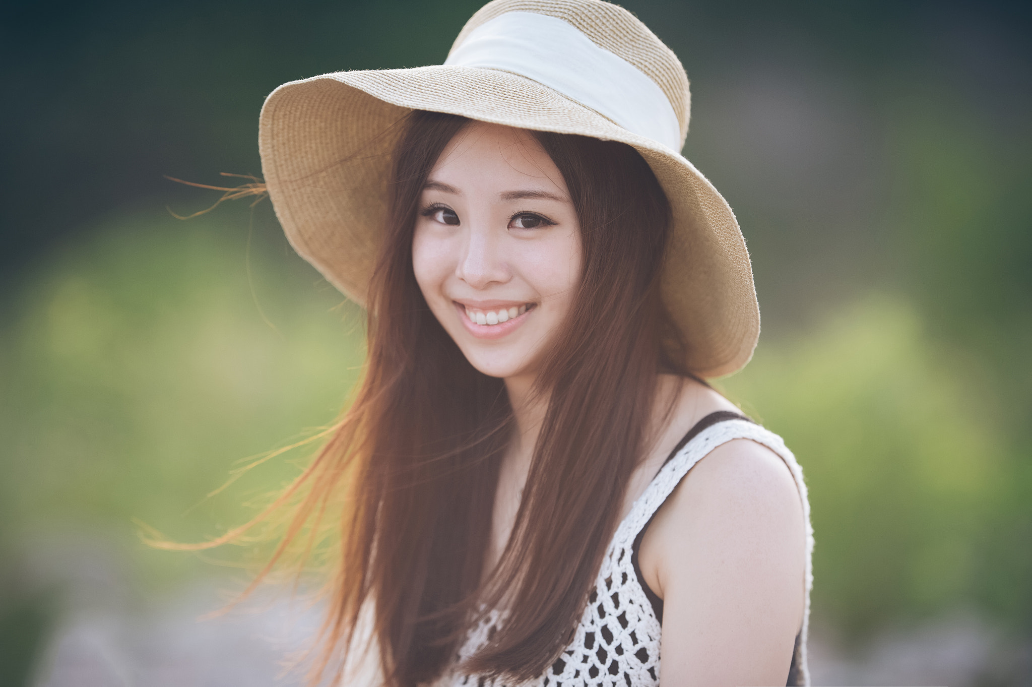 Nikon AF-S Nikkor 200mm F2G ED VR II sample photo. Eyes photography