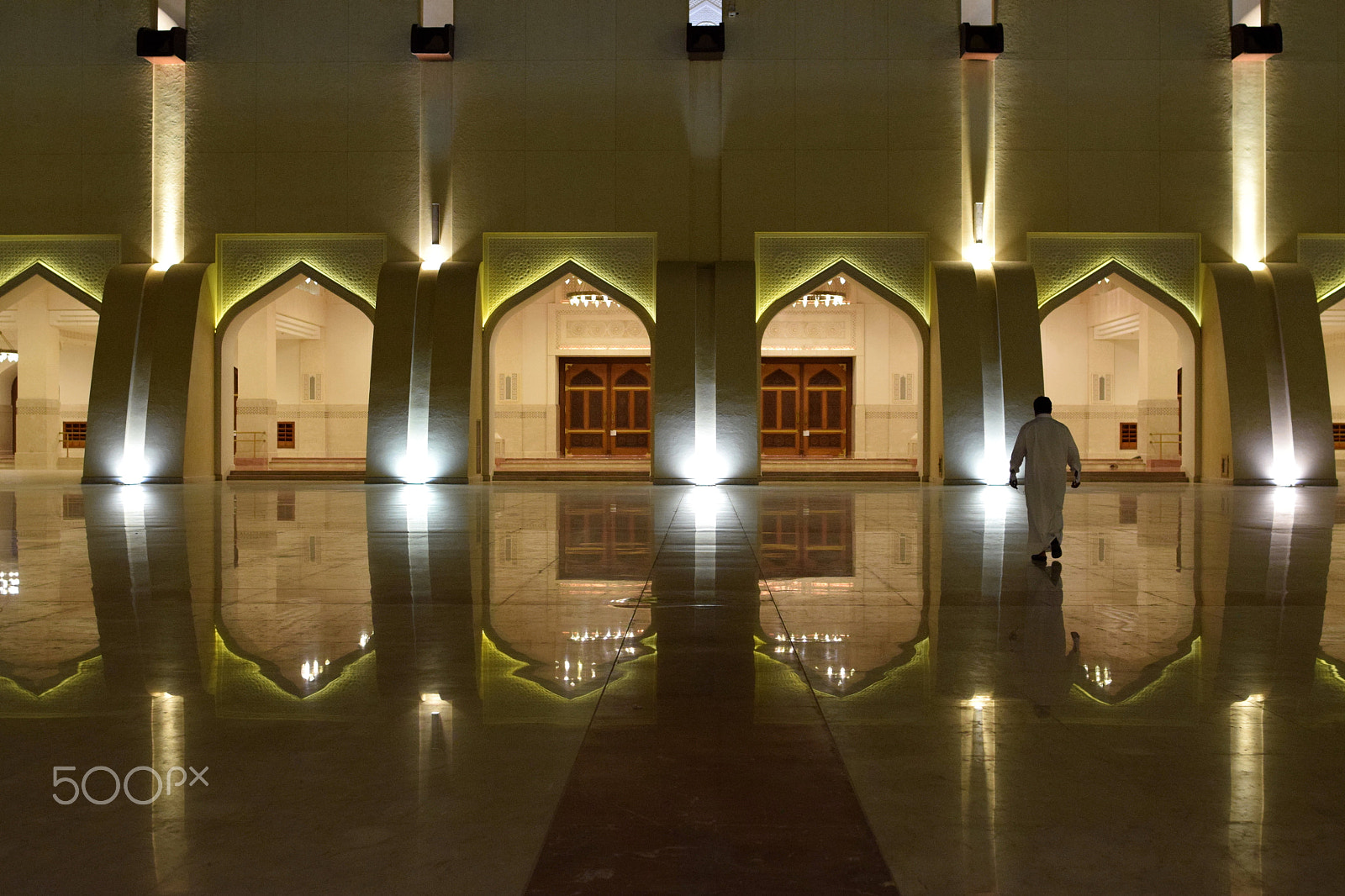 Nikon D3300 + Nikon AF-S Nikkor 24mm F1.8G ED sample photo. Imam abdul wahhab mosque doha qatar photography