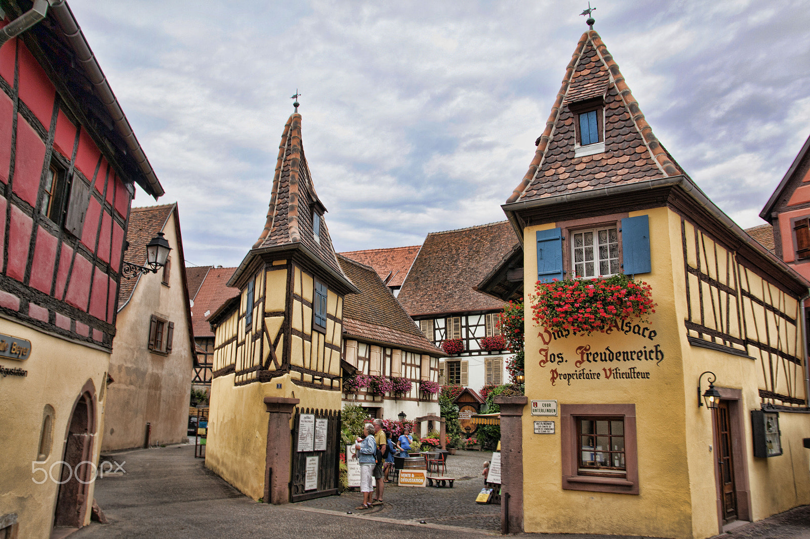 Sigma 17-70mm F2.8-4 DC Macro OS HSM sample photo. Eguisheim photography