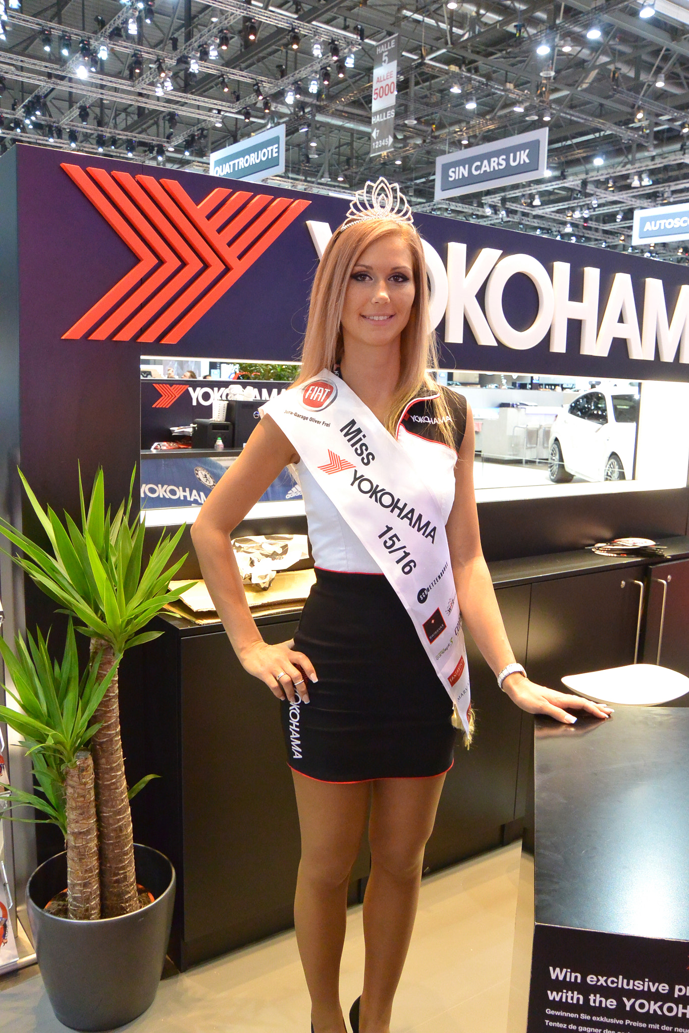 Nikon 1 J3 sample photo. Miss yokohama au (stand yokohama) salon international de l'automobile de genève suissemiss photography