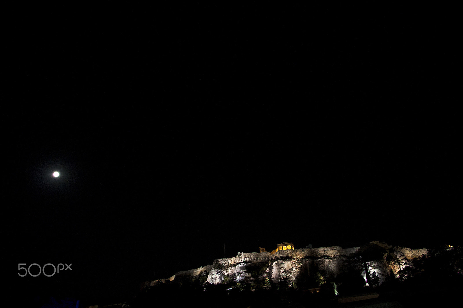 Canon EOS 500D (EOS Rebel T1i / EOS Kiss X3) + Canon EF-S 18-135mm F3.5-5.6 IS STM sample photo. Akropolis, athens greece photography
