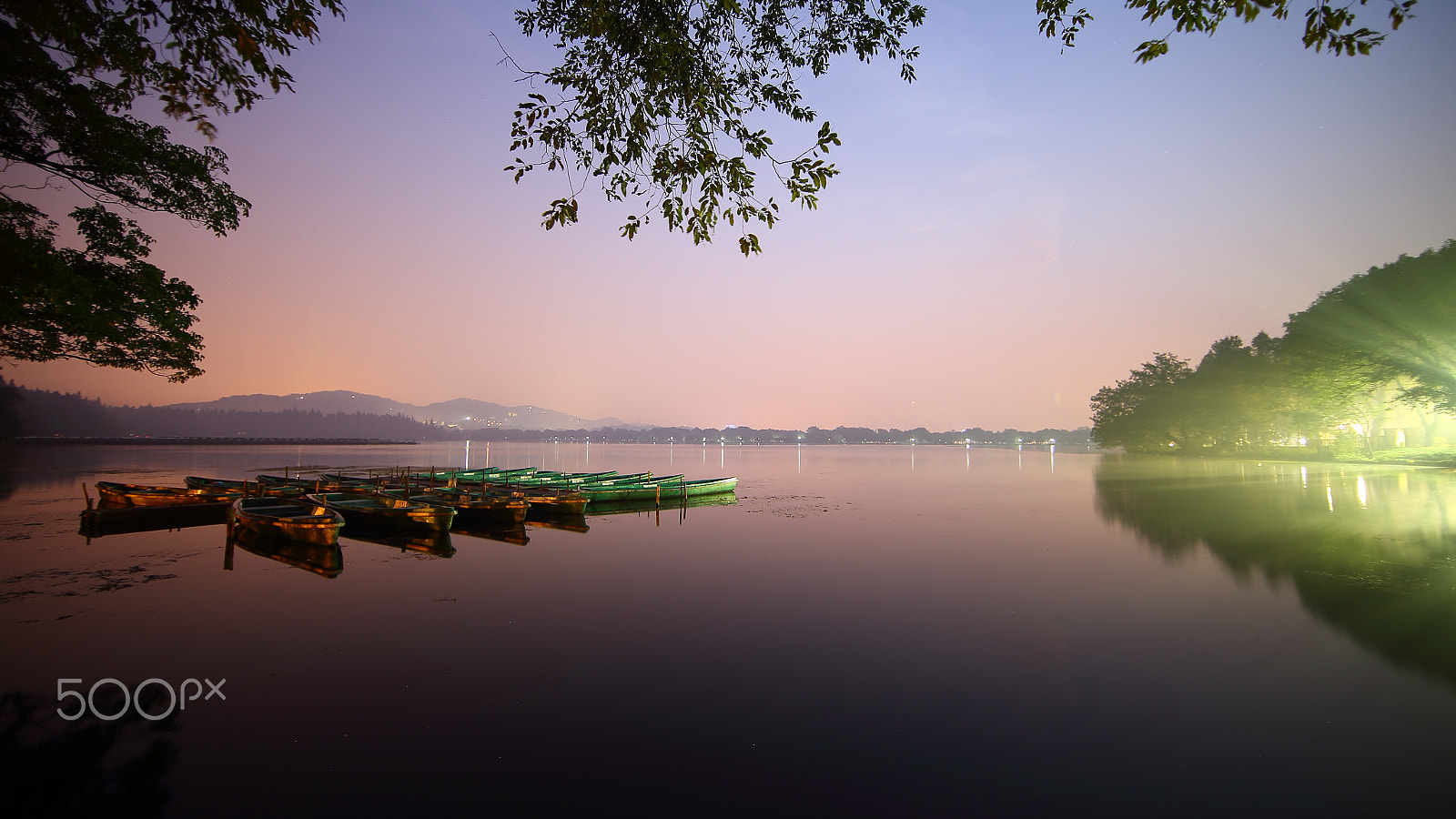 Canon EF 14mm F2.8L II USM sample photo. 清晨的西湖 photography