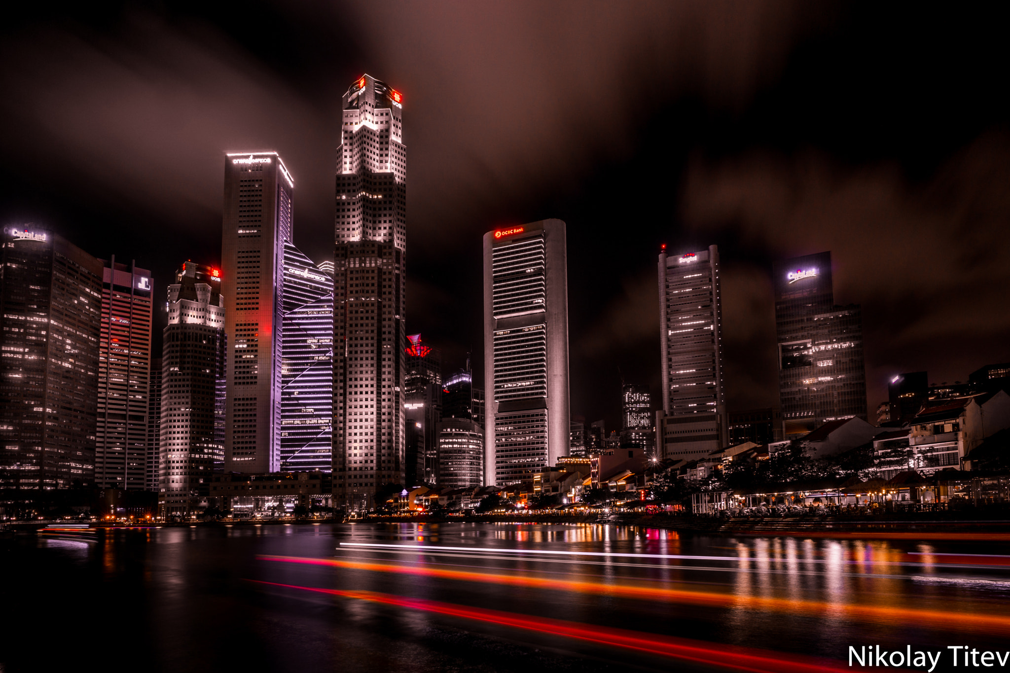 Sony a6000 + ZEISS Touit 12mm F2.8 sample photo. Singapore in red photography