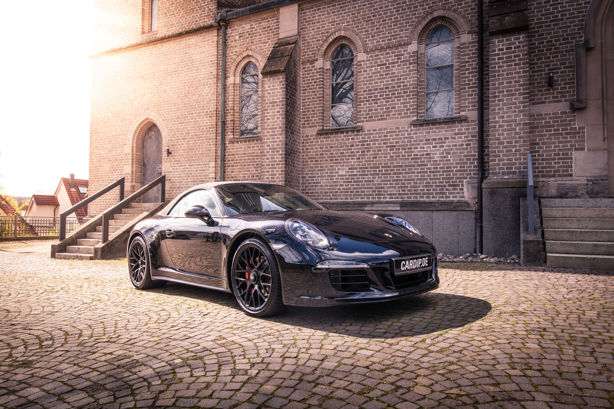 Sigma 24mm F1.4 DG HSM Art sample photo. Porsche 911 // all black photography