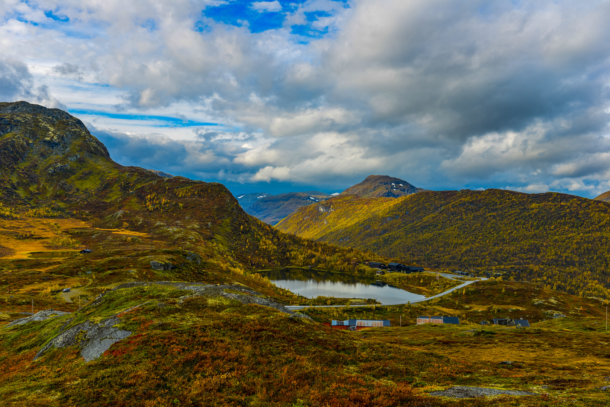 Nikon D800 + Samyang 35mm F1.4 AS UMC sample photo. Moutain photography