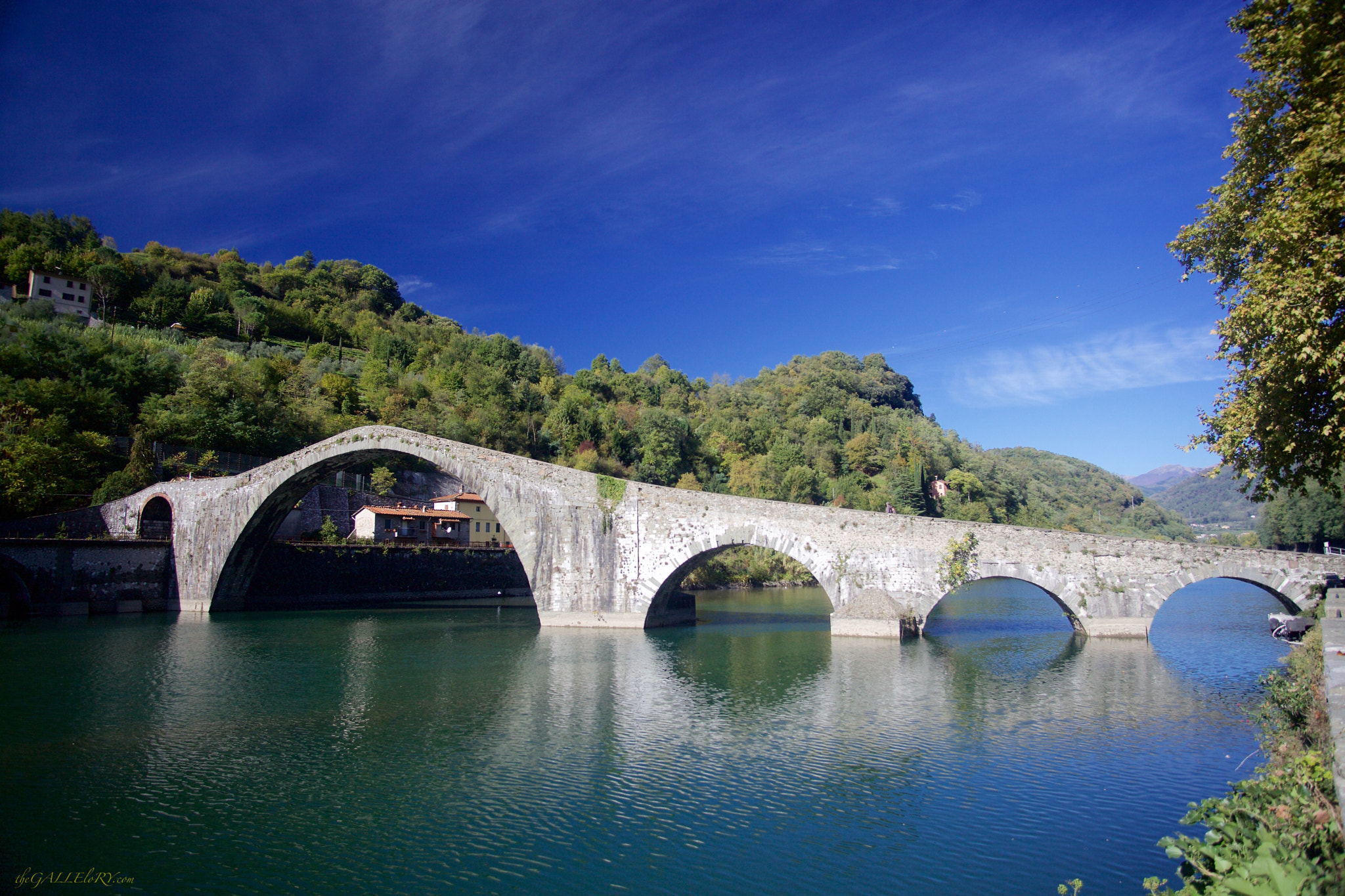 Canon EOS 5D Mark II + Canon EF 50-200mm f/3.5-4.5L sample photo. Devil's bridge photography