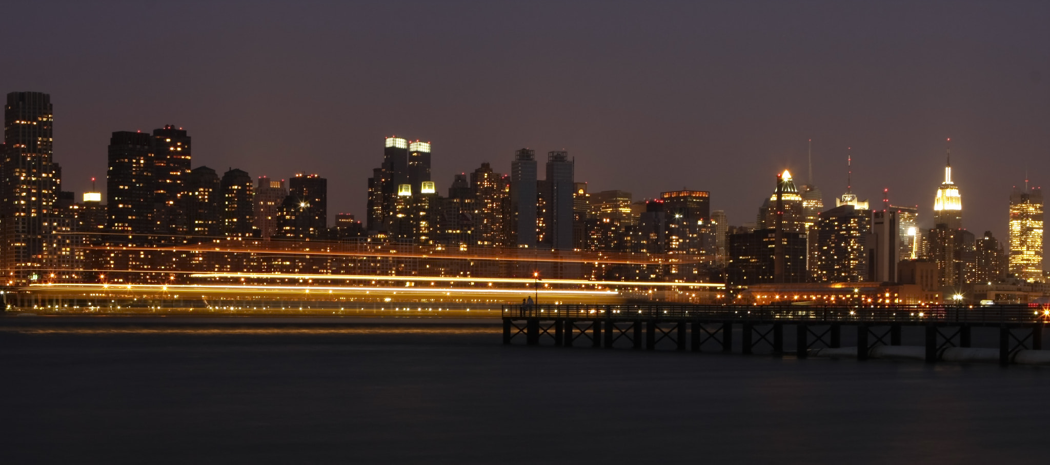 Canon EOS 40D + Canon EF 24-70mm F2.8L USM sample photo. Hudson river, boat with a couple photography
