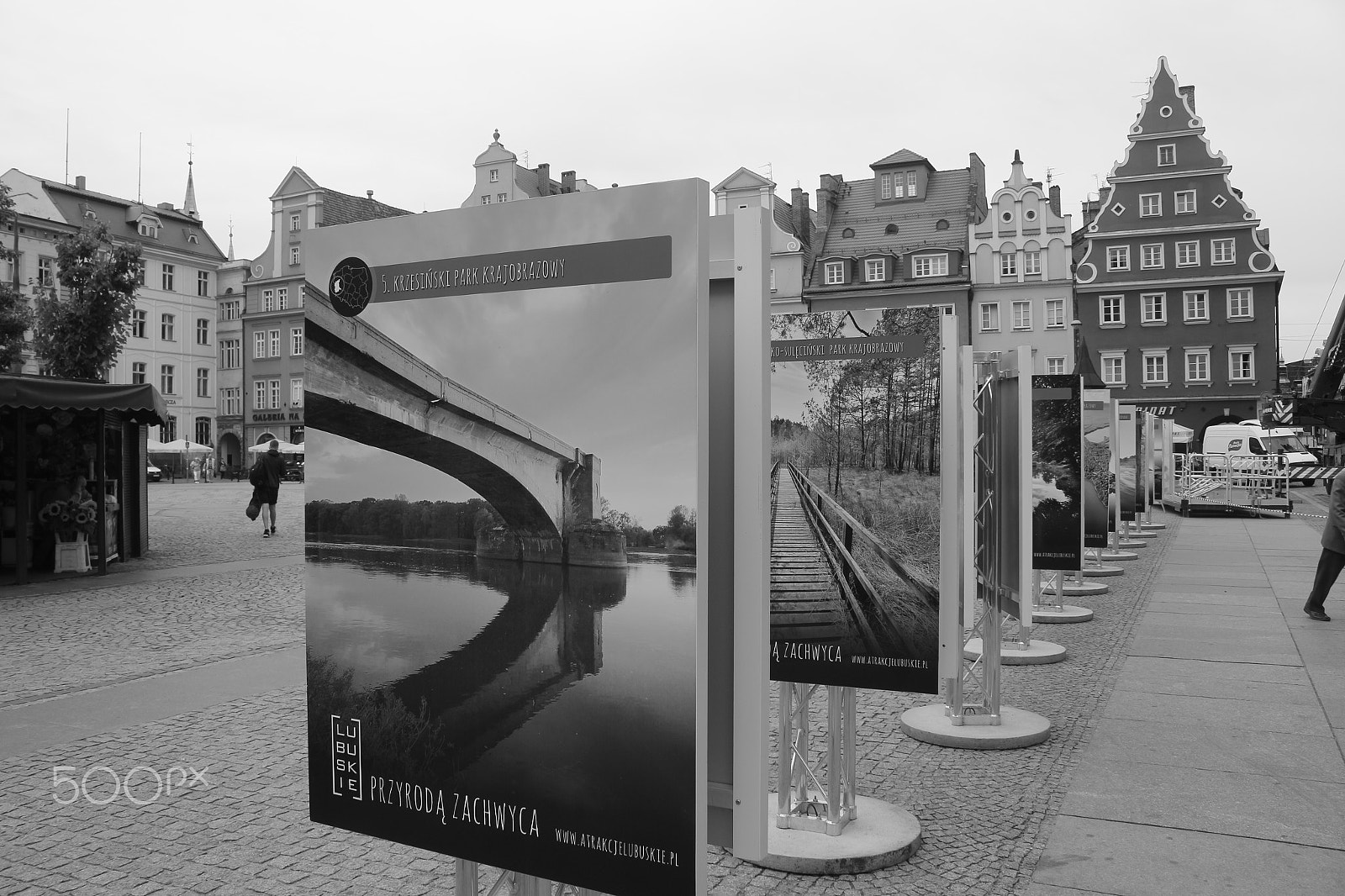 Canon EF-S 18-55mm F3.5-5.6 IS sample photo. Wroclaw photography