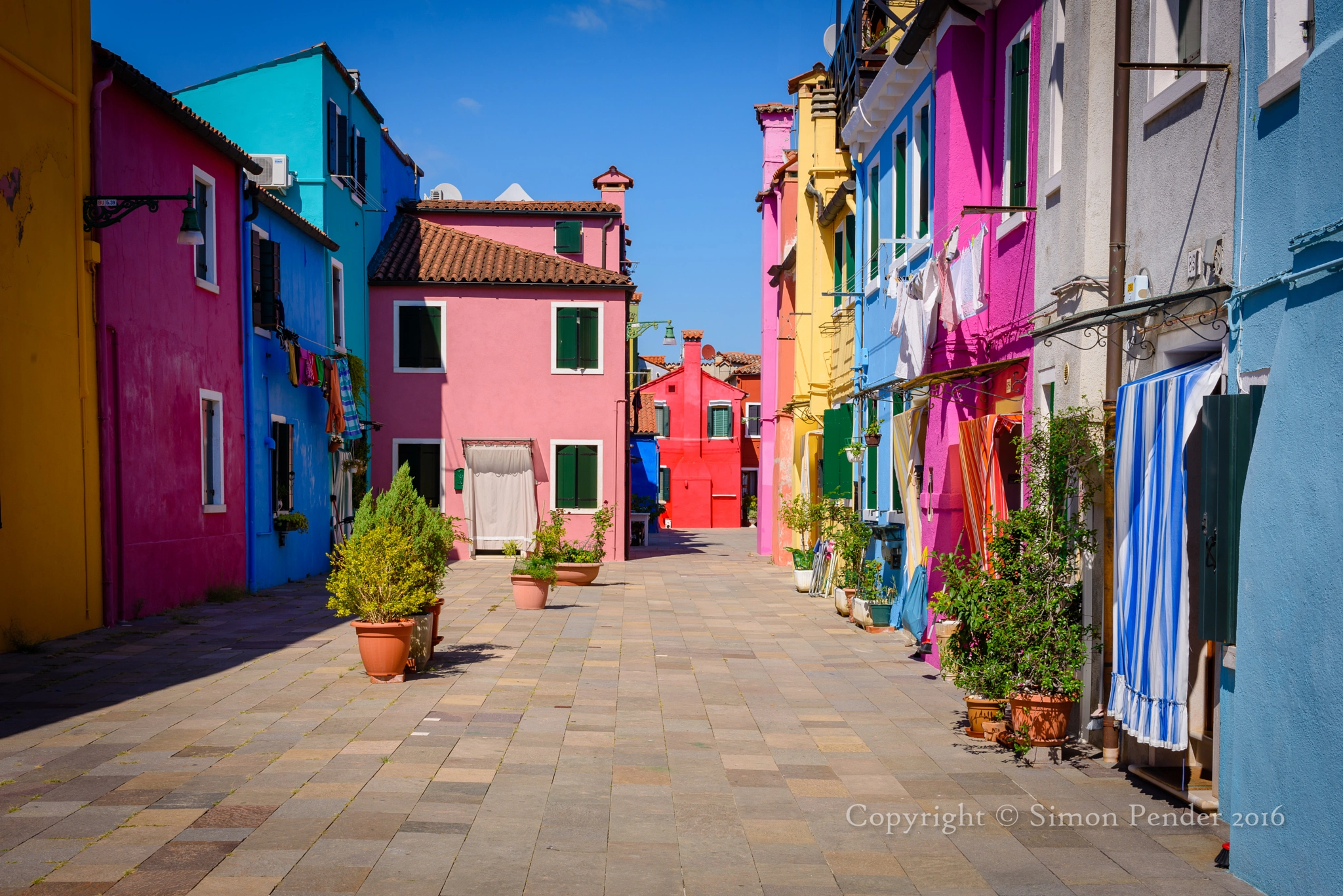Nikon D810 + Sigma 50mm F1.4 EX DG HSM sample photo. Burano alley photography