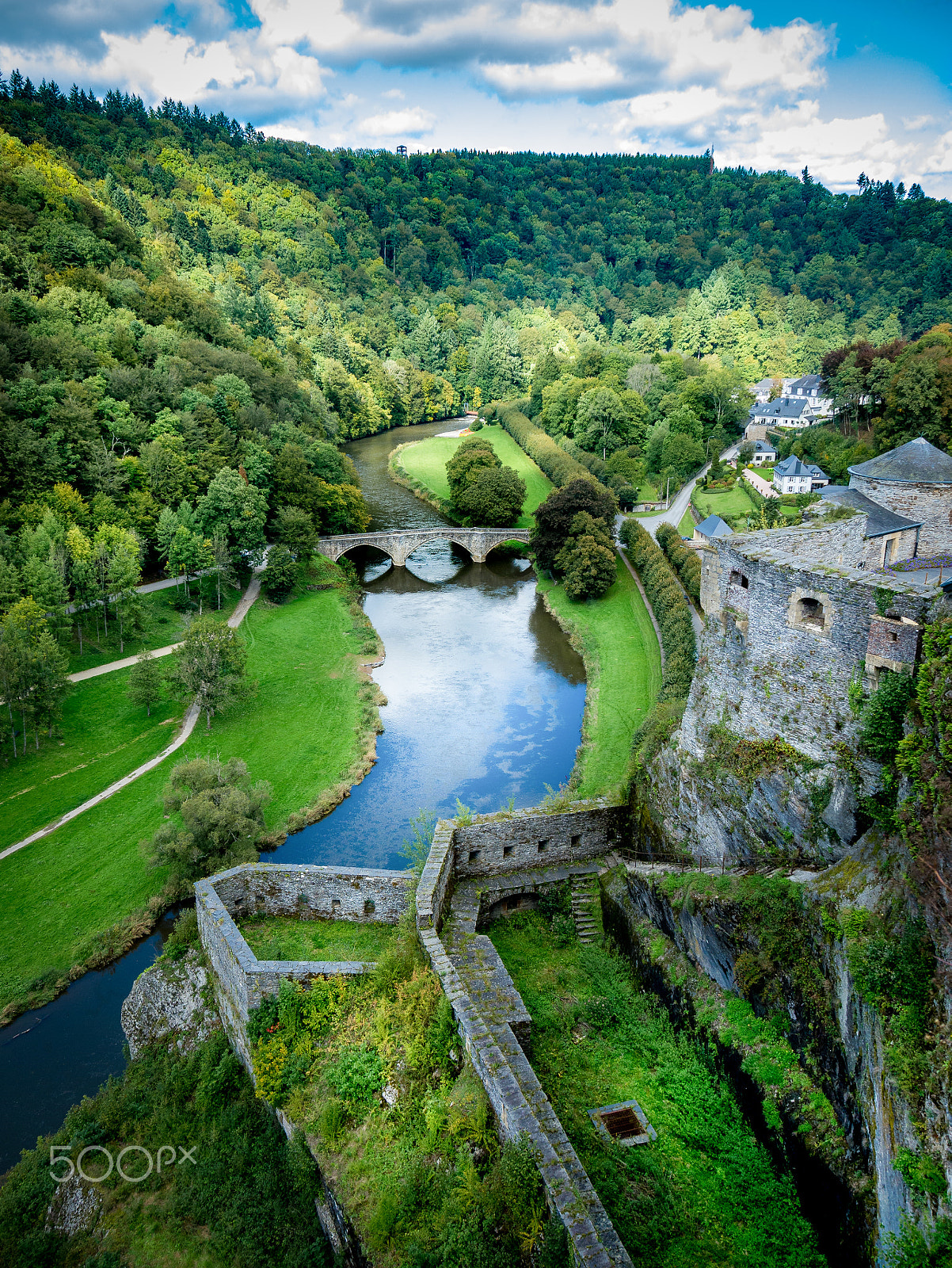 Panasonic Lumix DMC-GF6 sample photo. Castle of bouillon photography