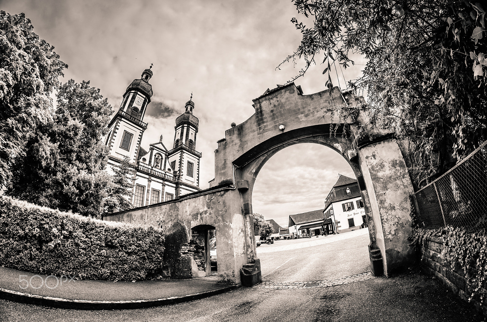 Nikon D7000 + Samyang 8mm F3.5 Aspherical IF MC Fisheye sample photo. L'eglise d'ebermunster (alsace) photography