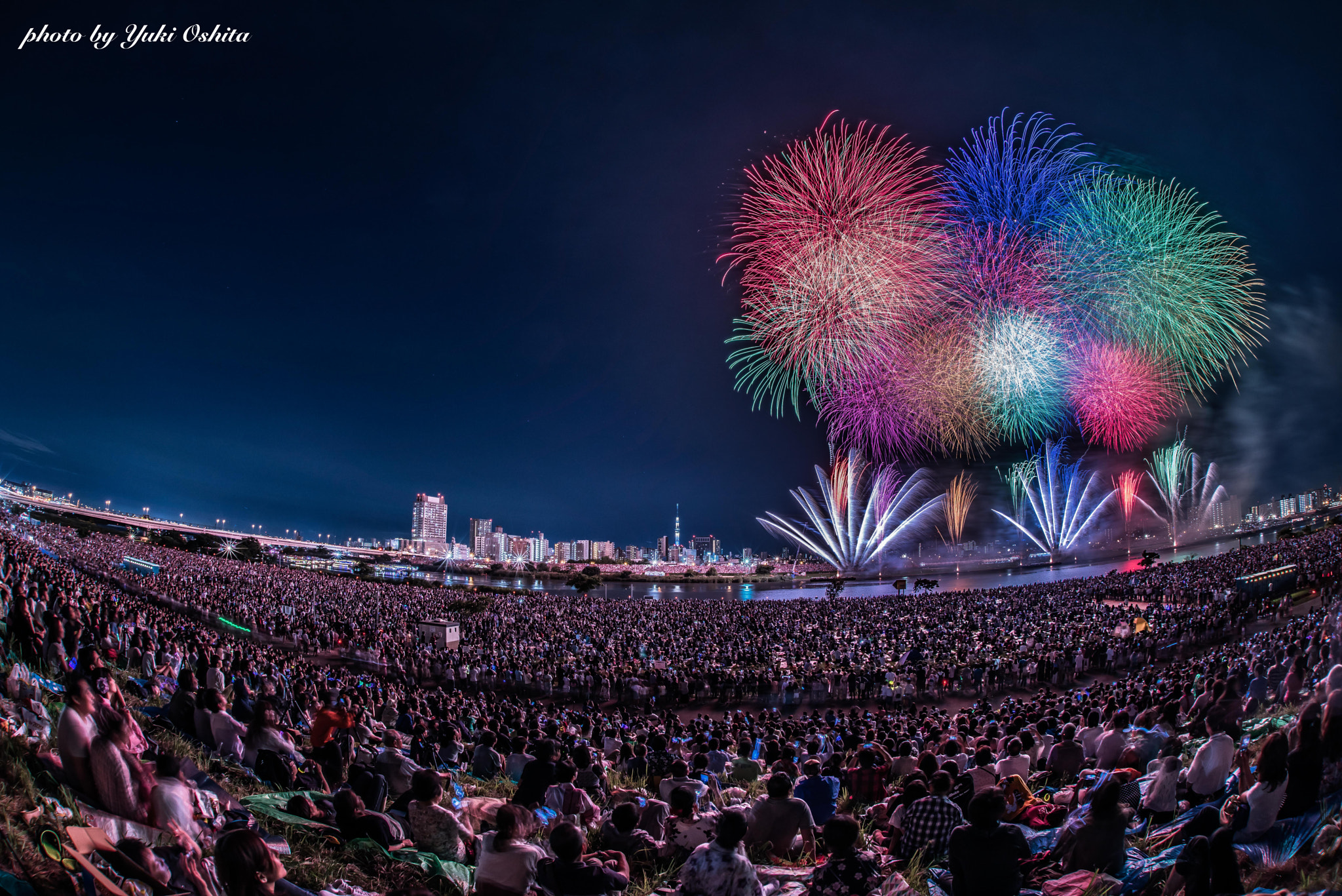 Nikon D810 + Sigma 15mm F2.8 EX DG Diagonal Fisheye sample photo. Fireworks of adachi photography