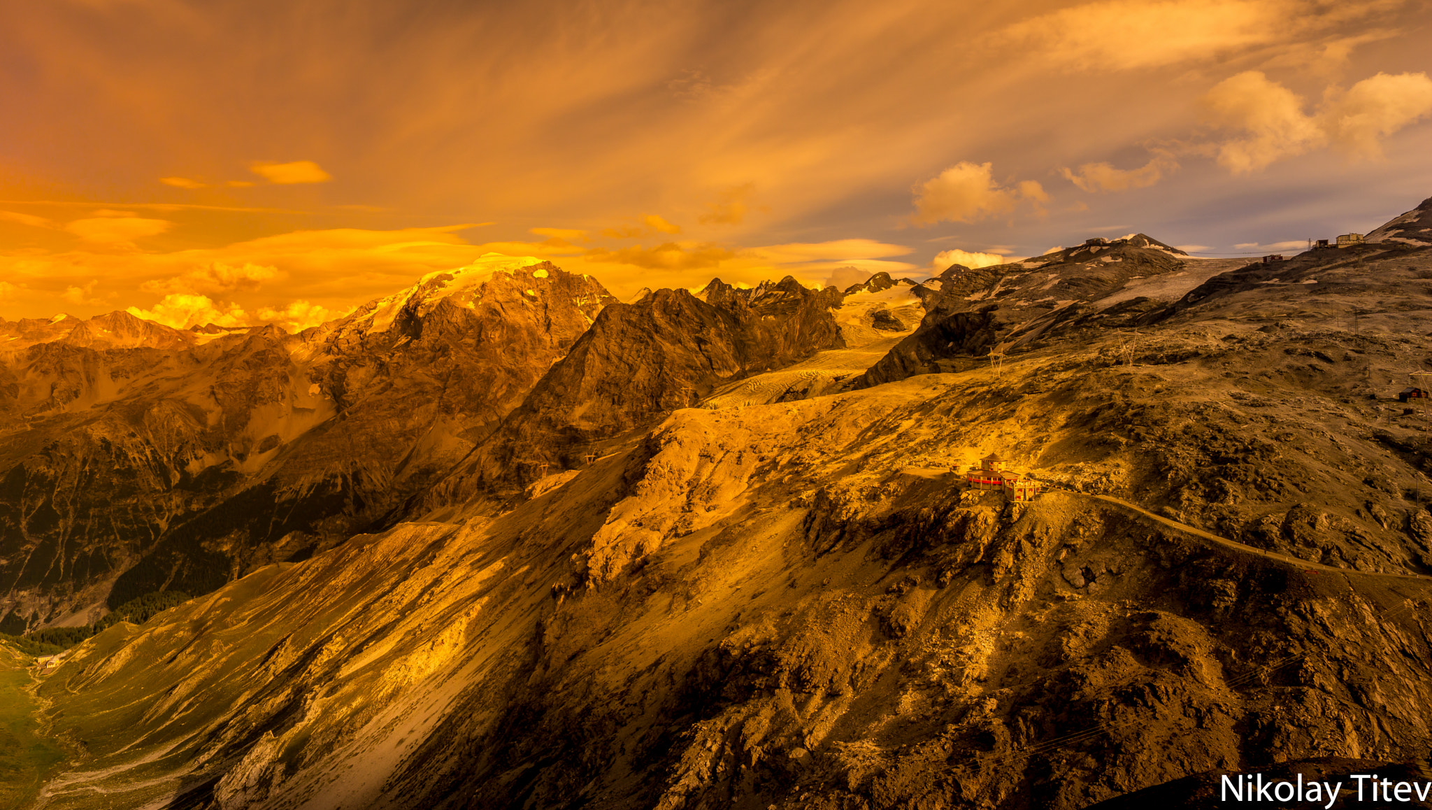 Sony a6000 + ZEISS Touit 12mm F2.8 sample photo. Stelvio pass photography