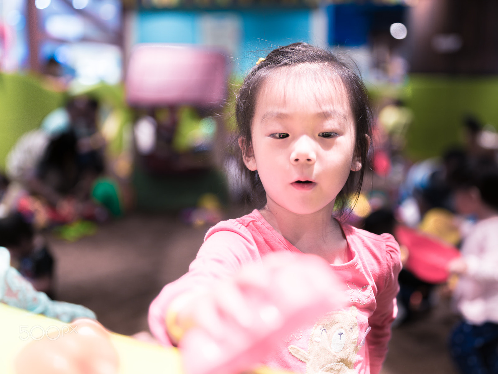 Sony a7R II + Canon EF 35mm F1.4L II USM sample photo. Childhood photography