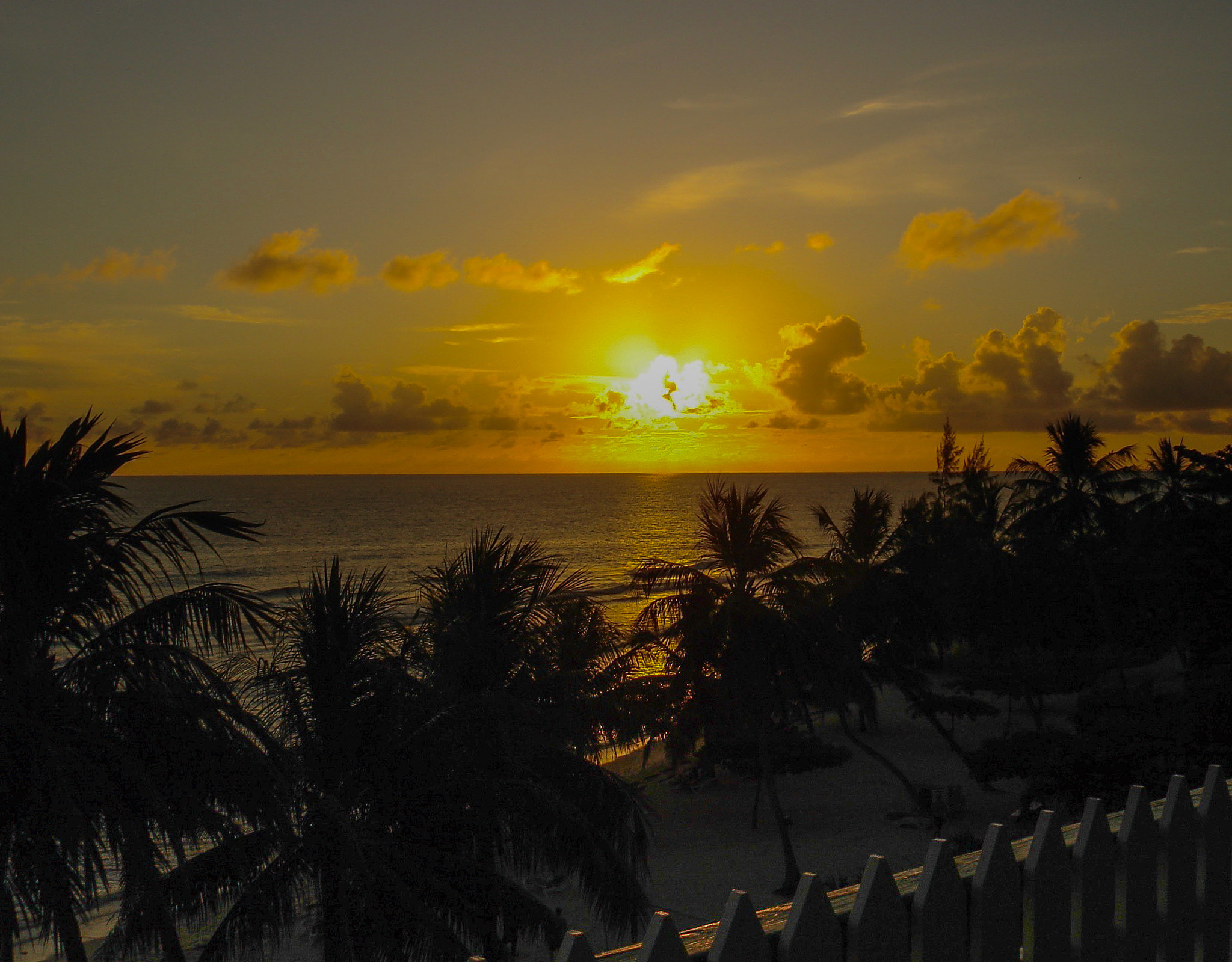 Sony DSC-W5 sample photo. Barbados sunset photography