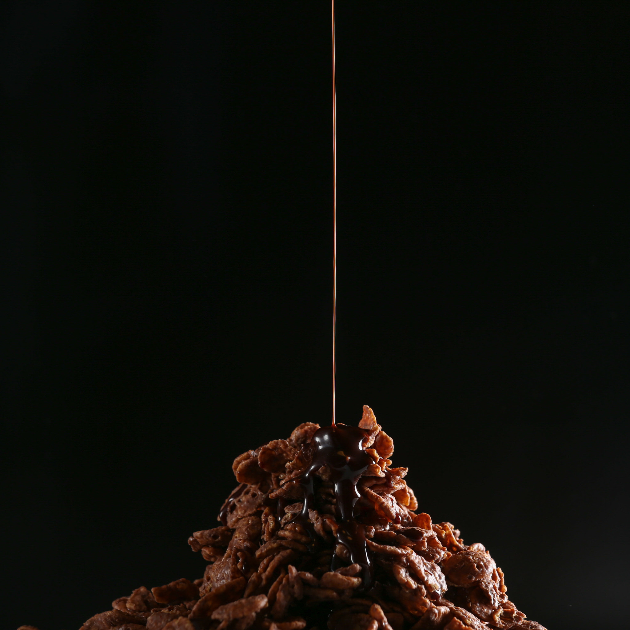 Canon EOS-1D X + Canon EF 70-200mm F4L IS USM sample photo. Choco flakes photography