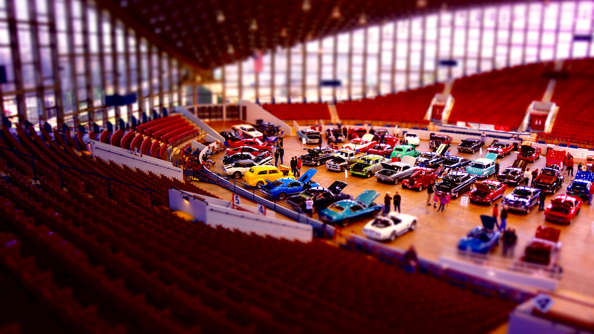 Tamron 18-200mm F3.5-6.3 Di III VC sample photo. Dream garage photography