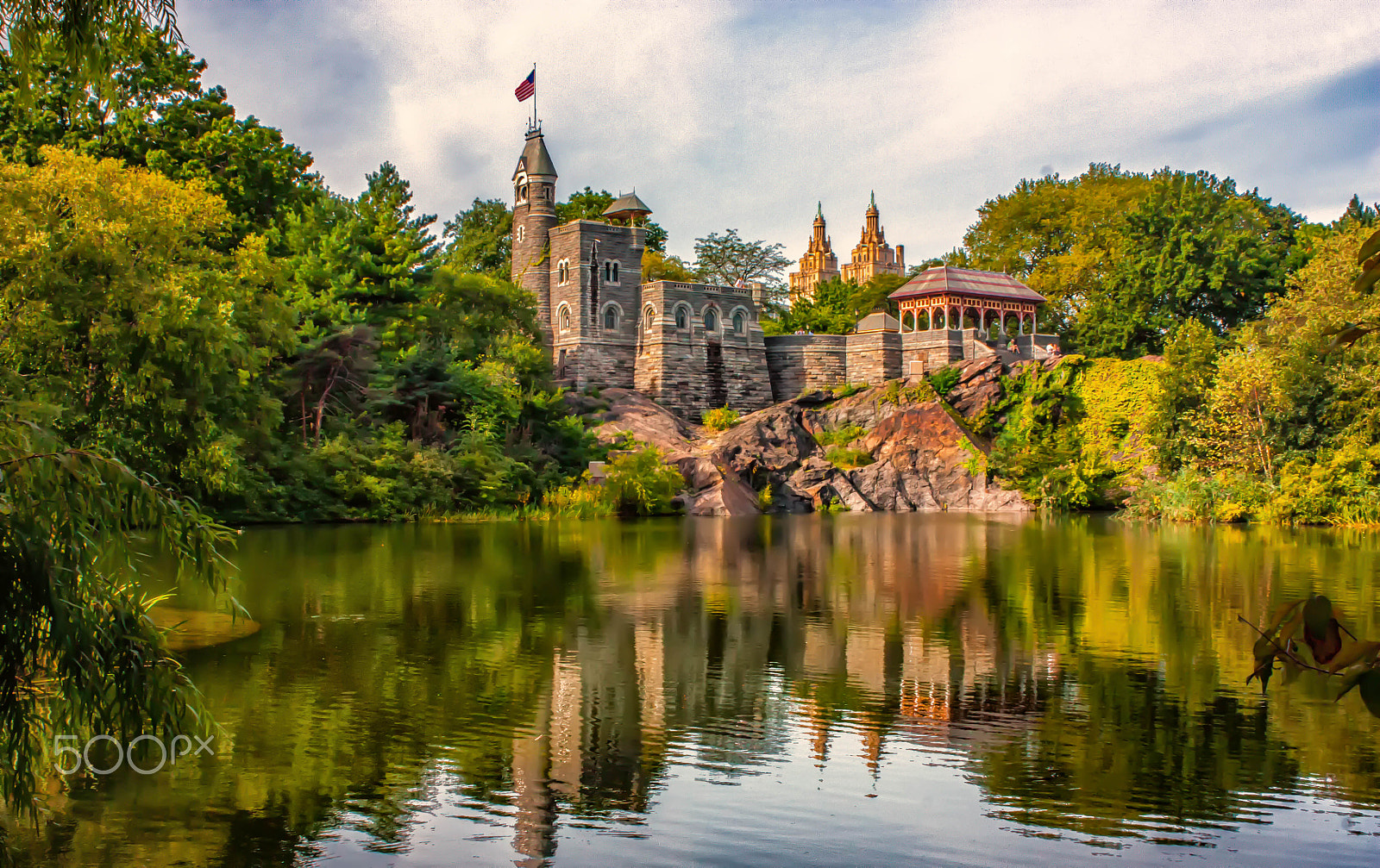 Canon EOS 450D (EOS Rebel XSi / EOS Kiss X2) sample photo. Belvedere castle in central park photography