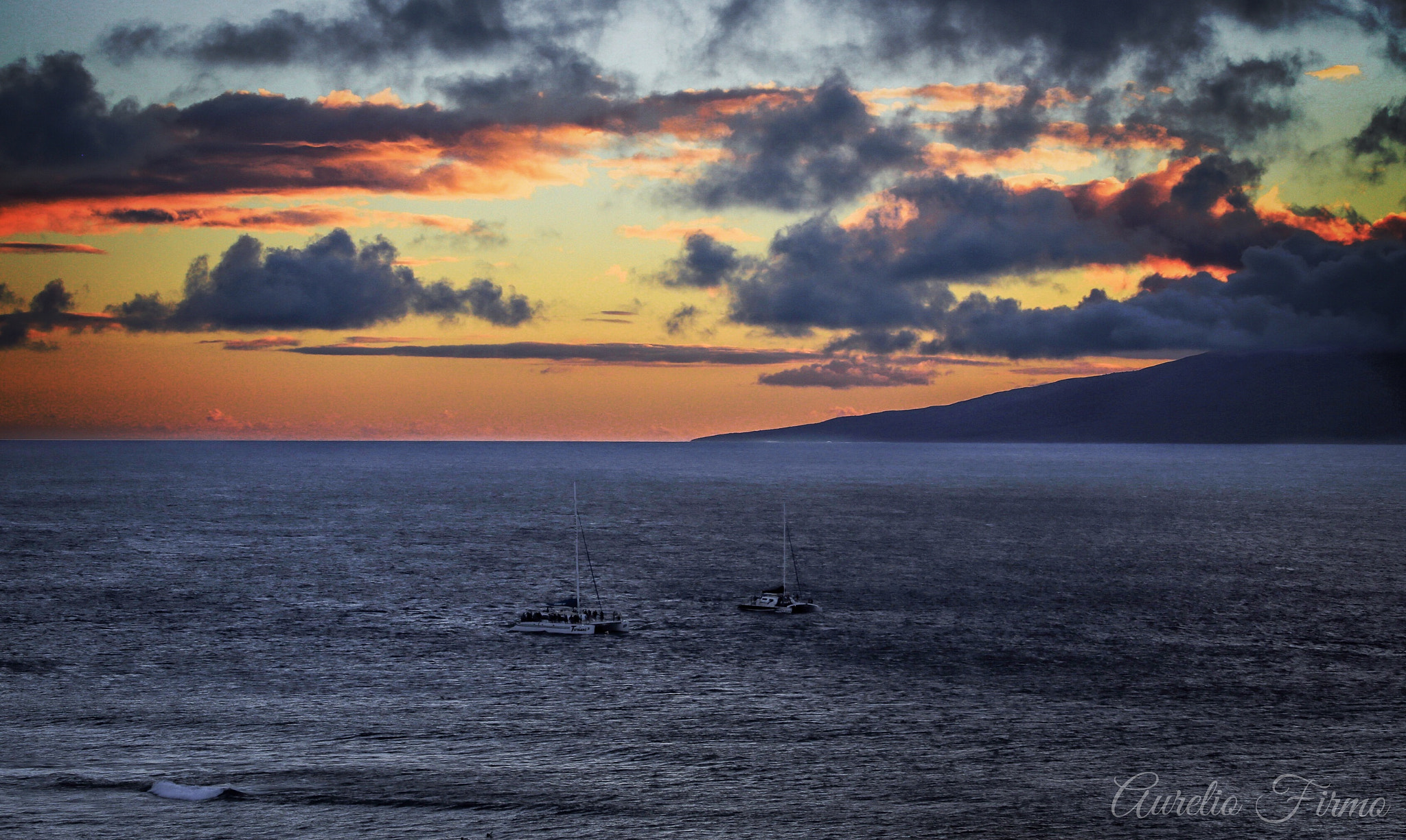 Canon EF 100-400mm F4.5-5.6L IS USM sample photo. Sunset in maui hawaii photography