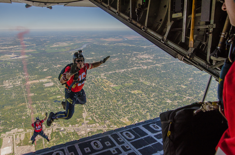 Nikon AF-S Nikkor 14-24mm F2.8G ED sample photo. U.s. navy leapfrogs jump into arrowhead stadium photography