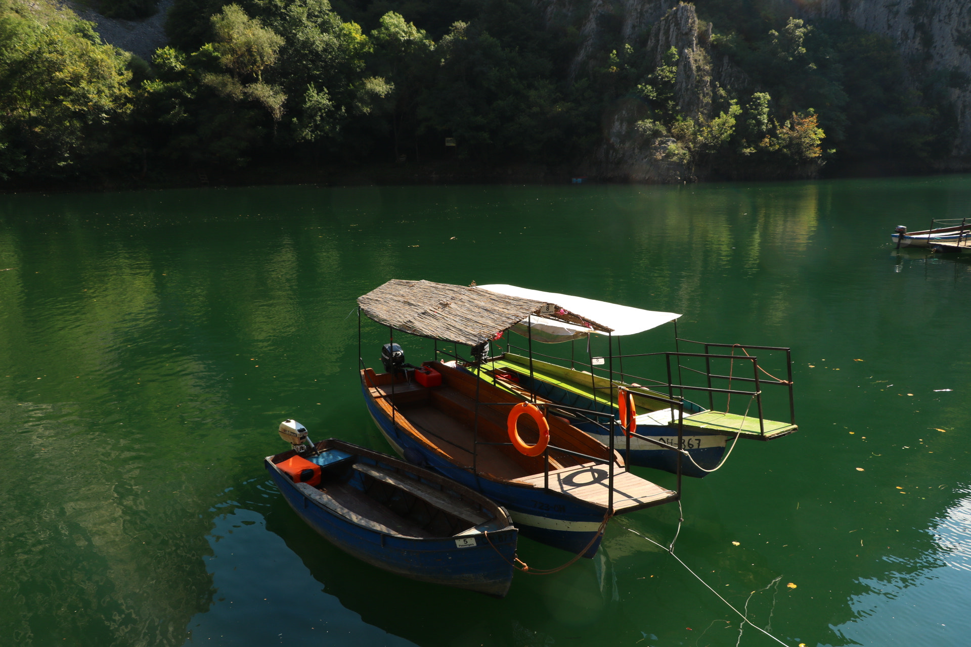 Canon EOS 750D (EOS Rebel T6i / EOS Kiss X8i) sample photo. Canyon matka photography