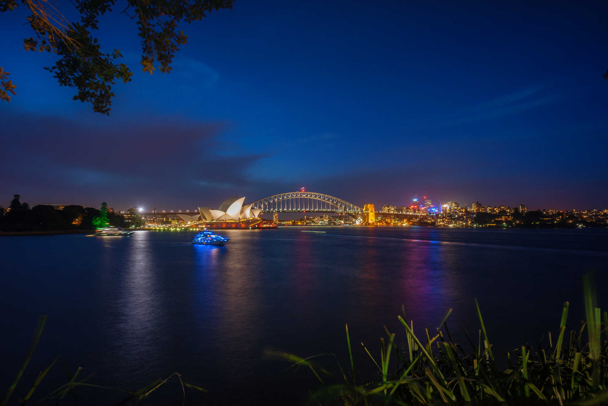Sony a7R + Sony E 10-18mm F4 OSS sample photo. Illuminated sydney city at night photography