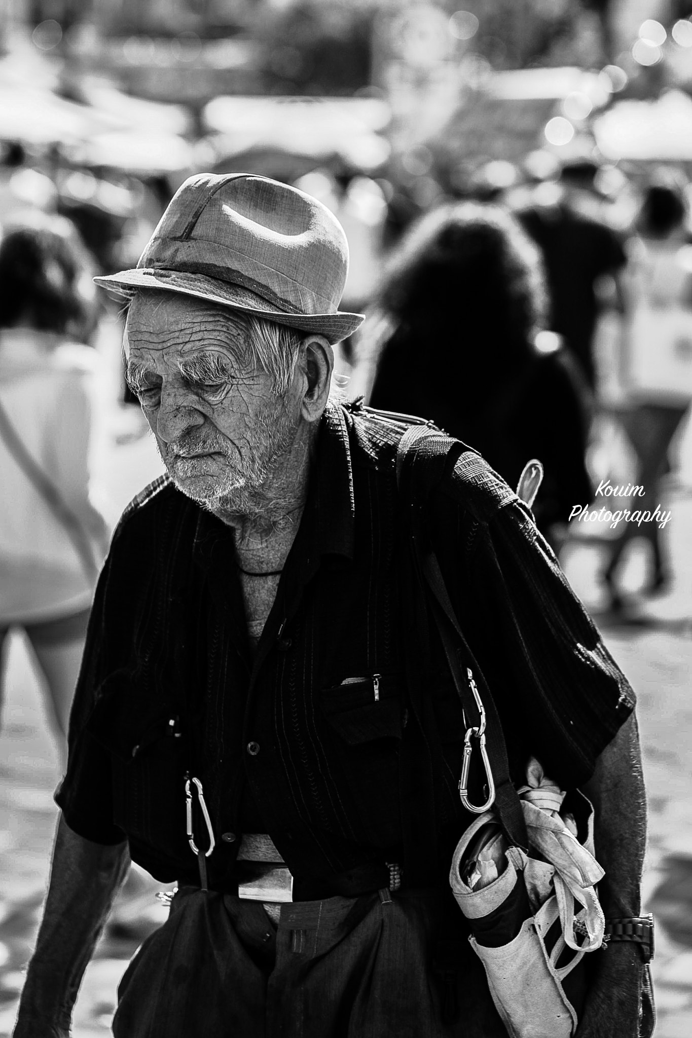 Canon EOS 5D + Canon EF 100mm F2.8L Macro IS USM sample photo. Old man! photography