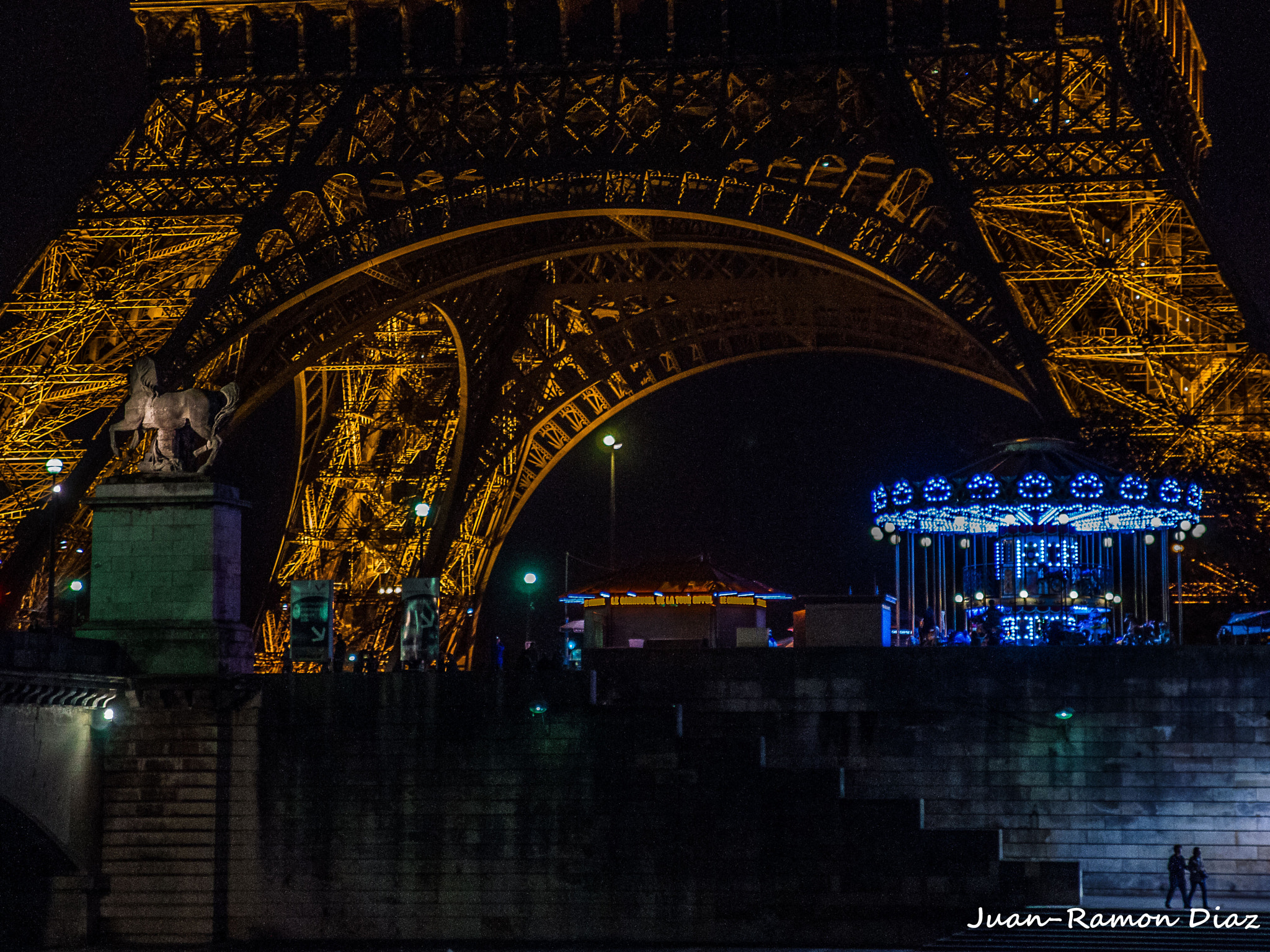 Sony Alpha DSLR-A850 + 24-70mm F2.8 sample photo. Paris photography