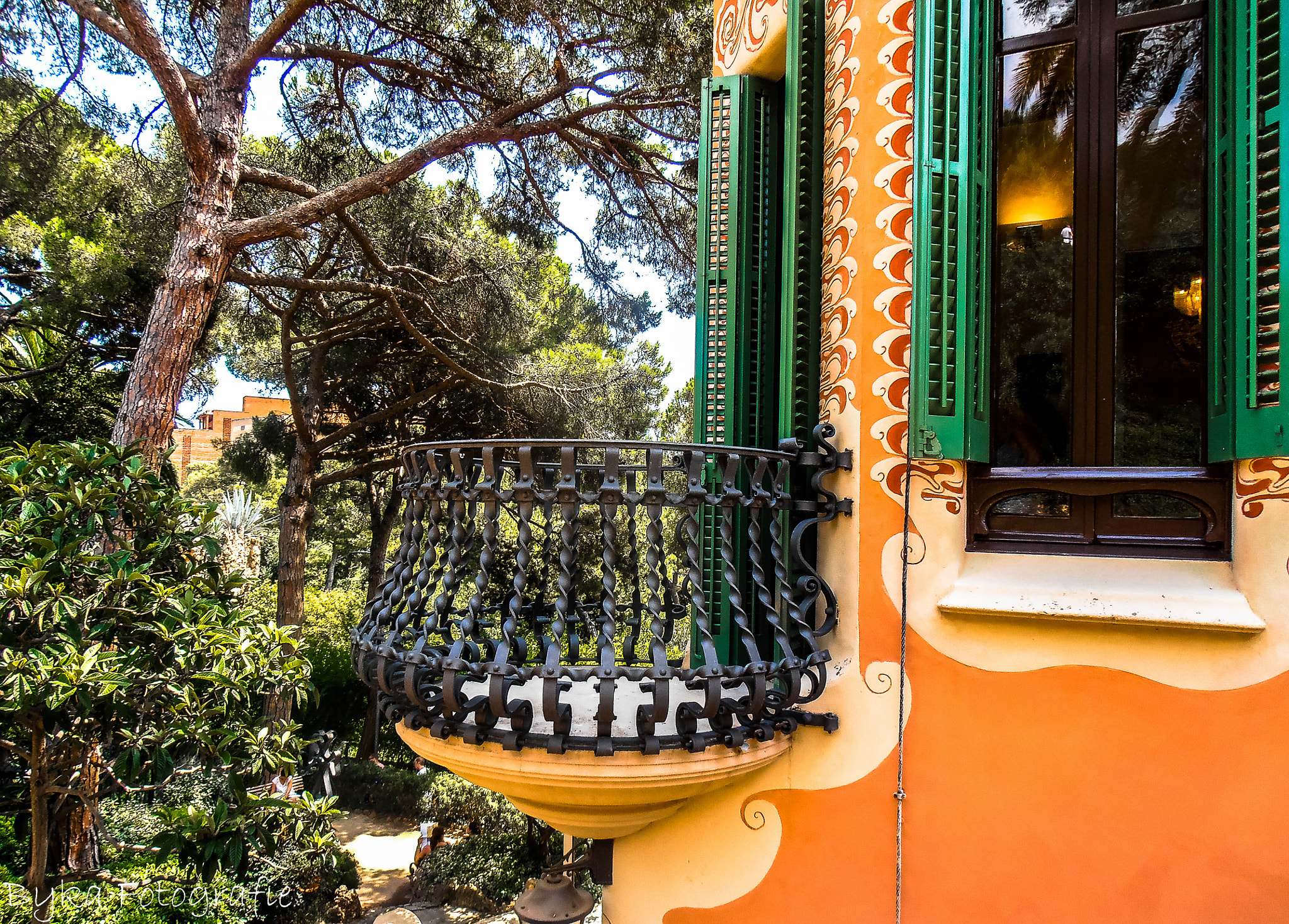 Olympus VR310,D720 sample photo. Antoni gaudi at barcelona photography