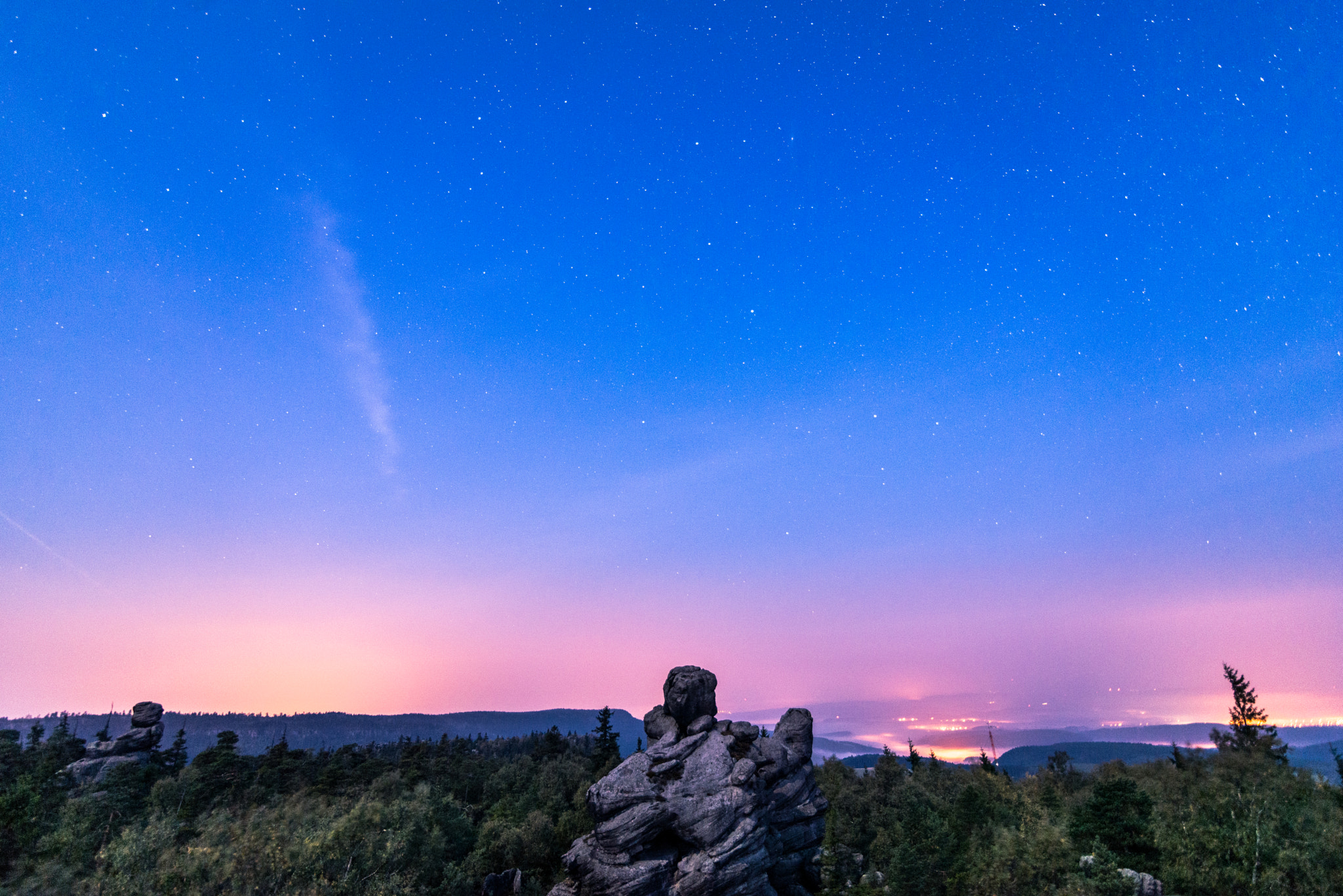 Tokina AT-X 16-28mm F2.8 Pro FX sample photo. Sky before sunrise photography