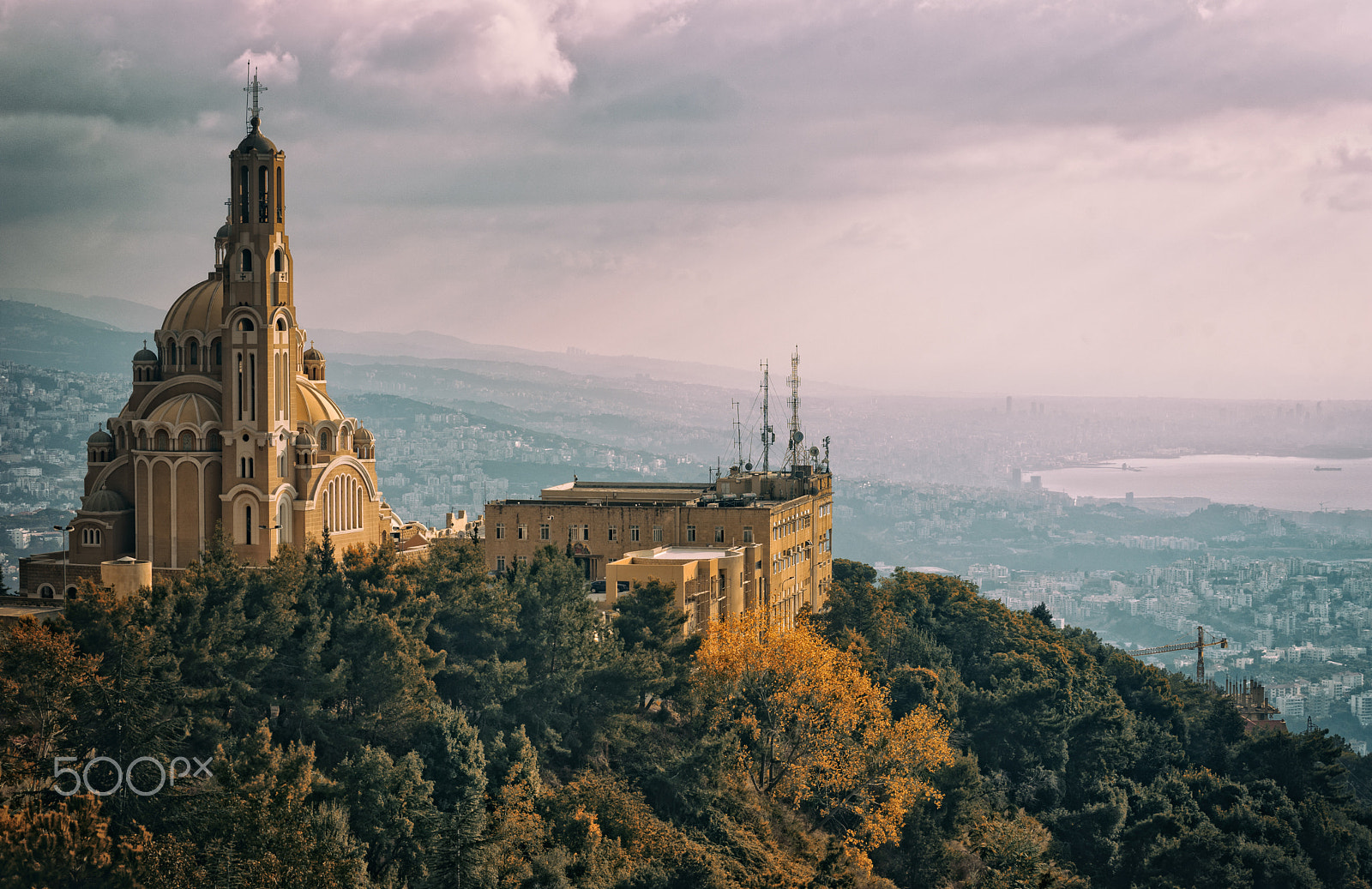 Sony a99 II sample photo. The cathedral... photography